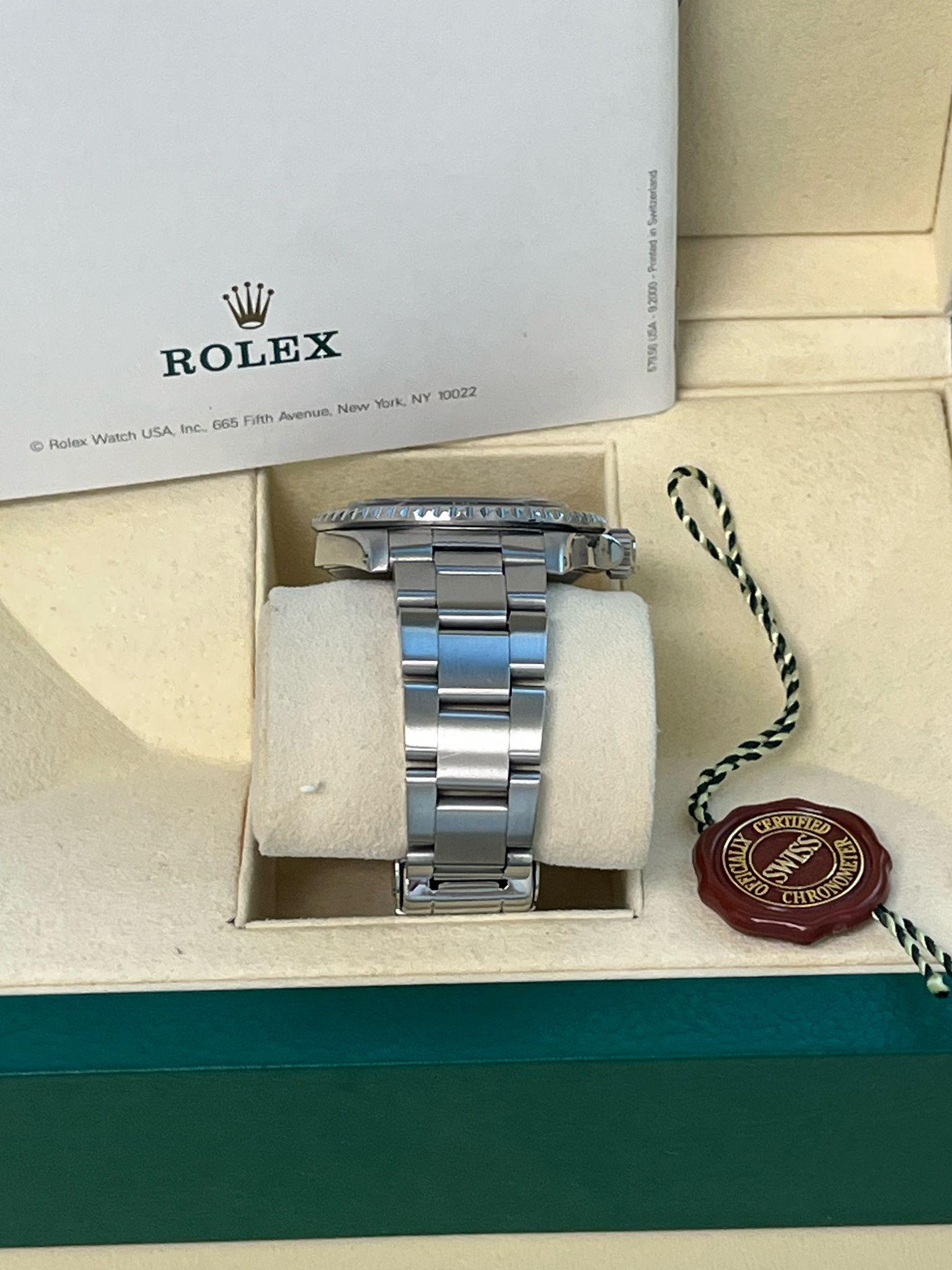 Montre homme Rolex Submariner Date 40mm Black Dial Oyster Steel Automatic 16610 en vente 11