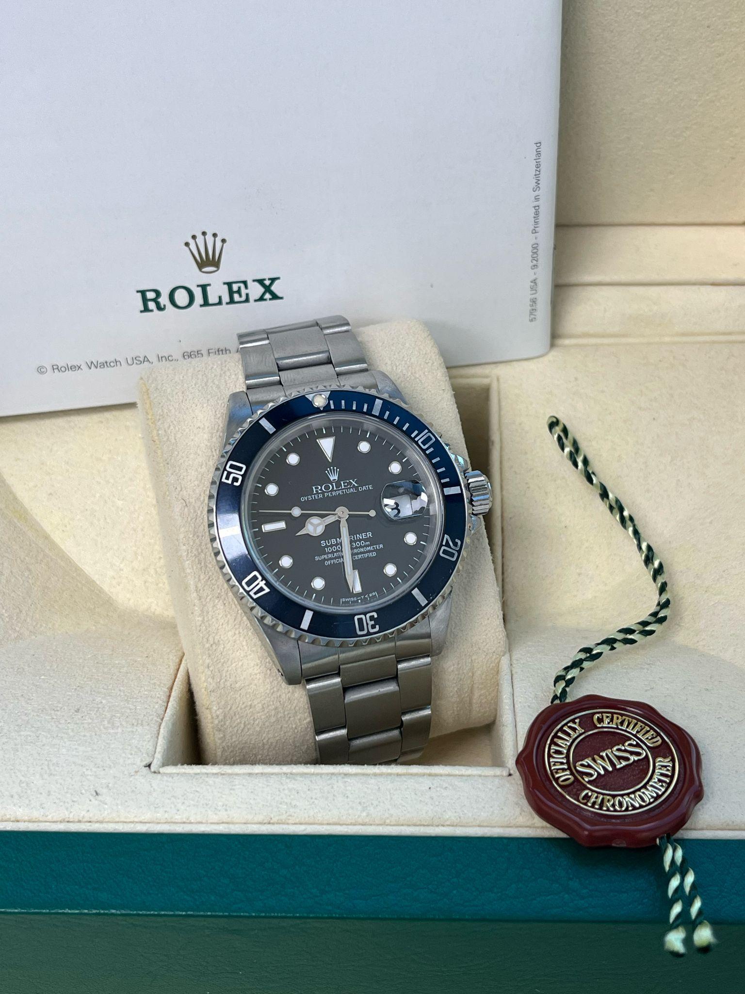 Montre homme Rolex Submariner Date 40mm Black Dial Oyster Steel Automatic 16610 Bon état - En vente à Aventura, FL