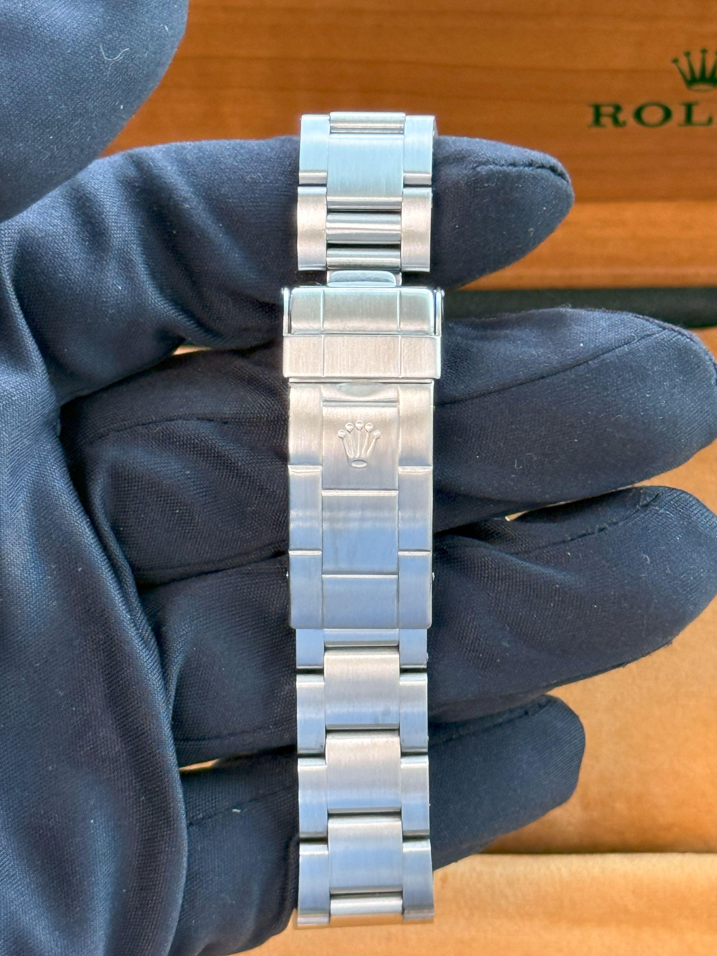 Rolex Submariner Date 40mm schwarzes Zifferblatt Edelstahl Automatikuhr 16610 im Angebot 14