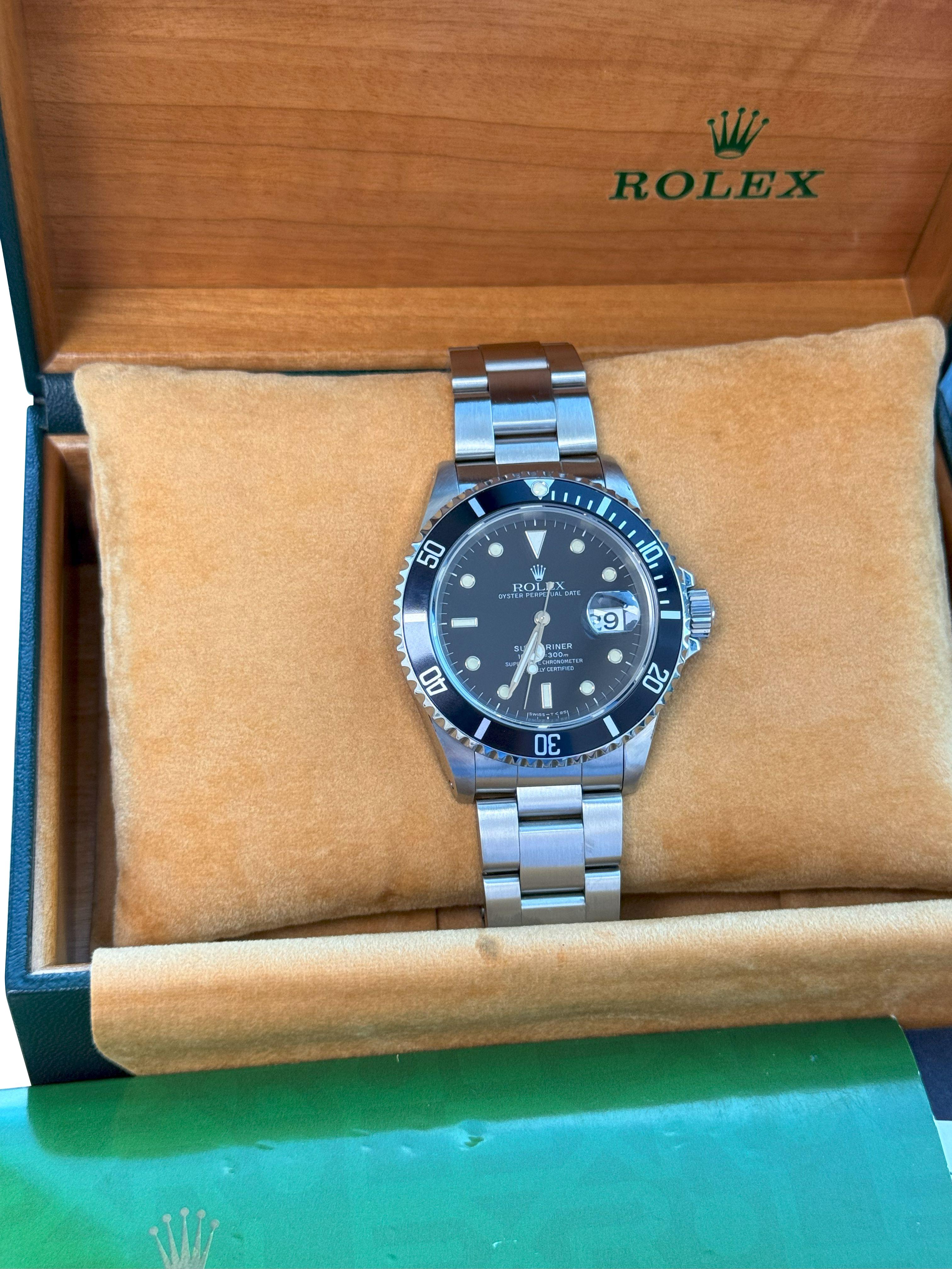 Rolex Submariner Date 40mm schwarzes Zifferblatt Edelstahl Automatikuhr 16610 für Damen oder Herren im Angebot