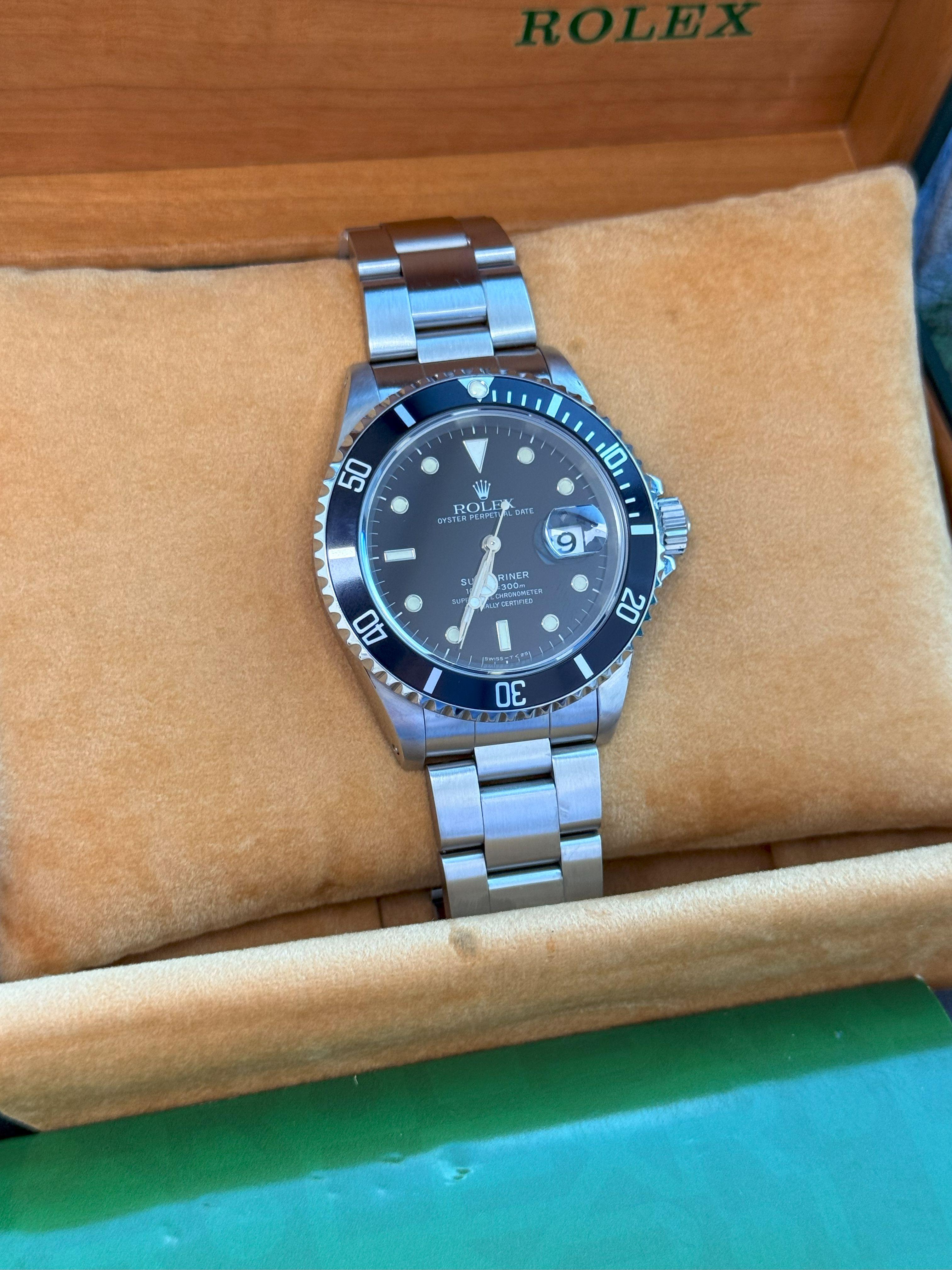 Rolex Submariner Date 40mm schwarzes Zifferblatt Edelstahl Automatikuhr 16610 im Angebot 2