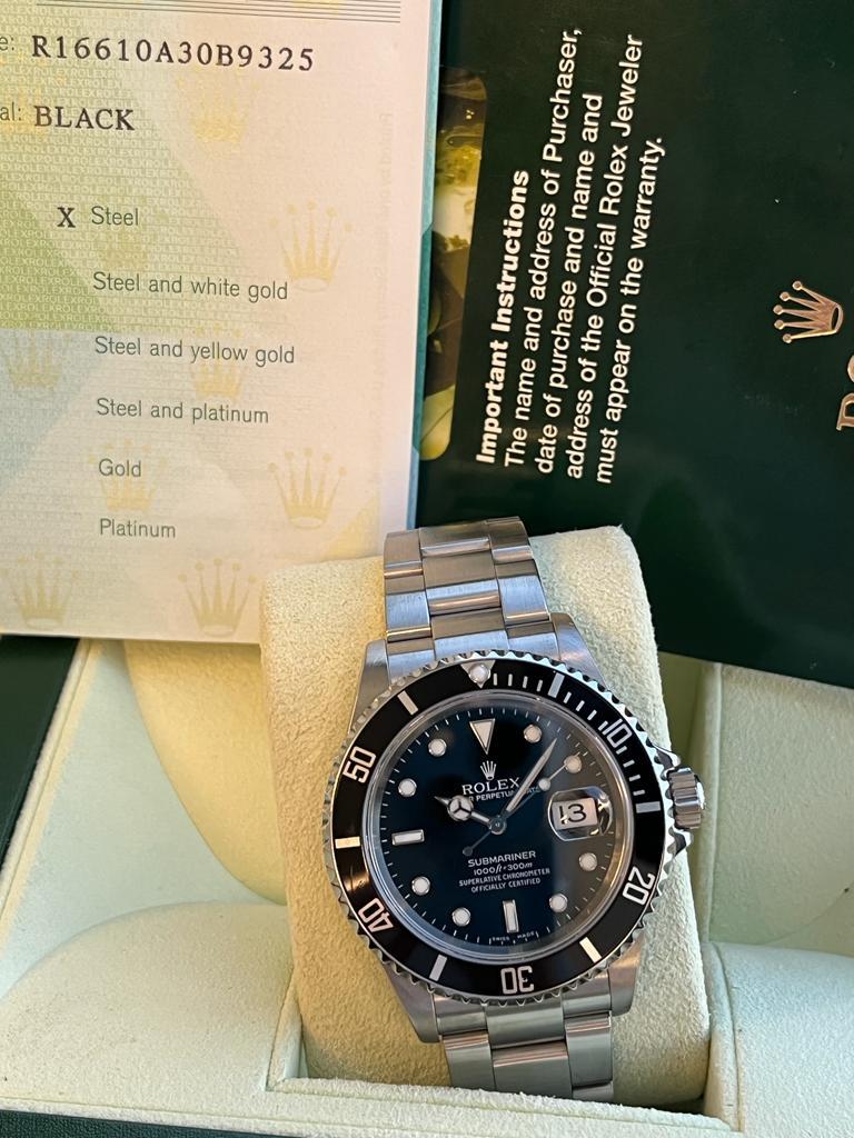 Rolex Submariner Montre Oyster en acier inoxydable avec cadran noir, pour hommes 16610 en vente 9