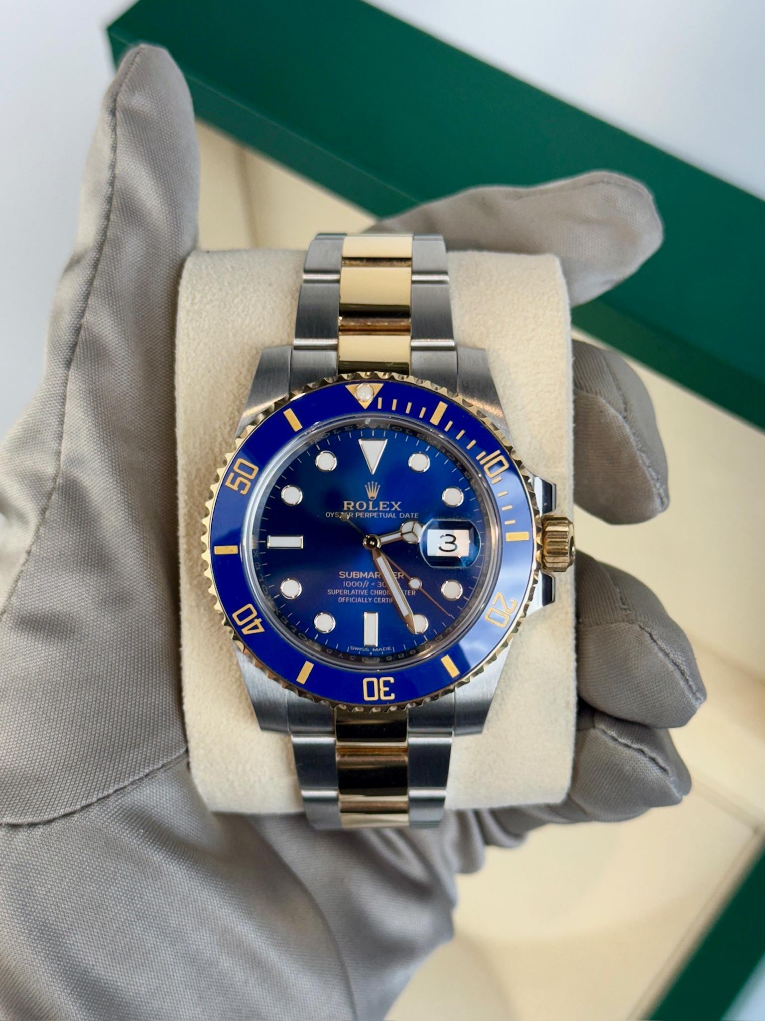 Rolex Submariner Date 40mm Blue Dial Gold & Stainless Steel 2021 Style:116613LB In Excellent Condition In Beverly Hills, CA