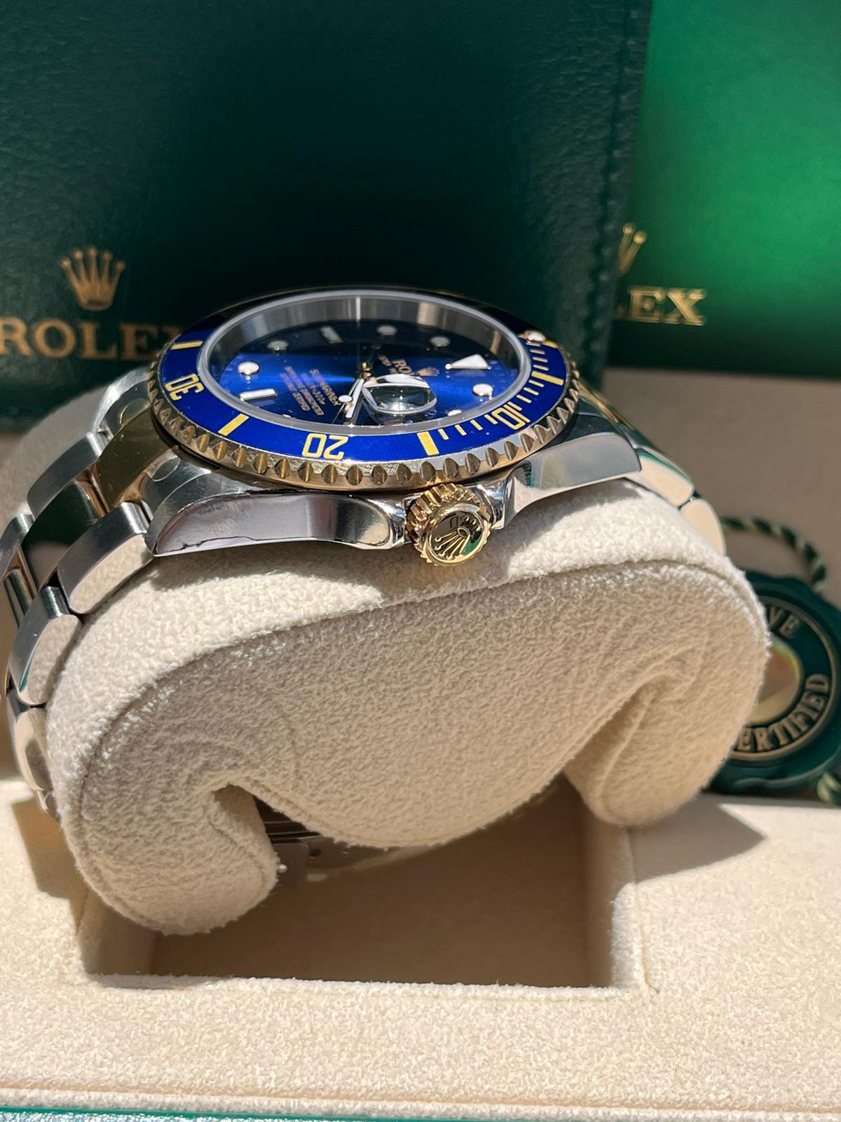 Men's Rolex Submariner Date 40mm Blue Dial Steel 18K Yellow Gold Mens Watch 16613 For Sale