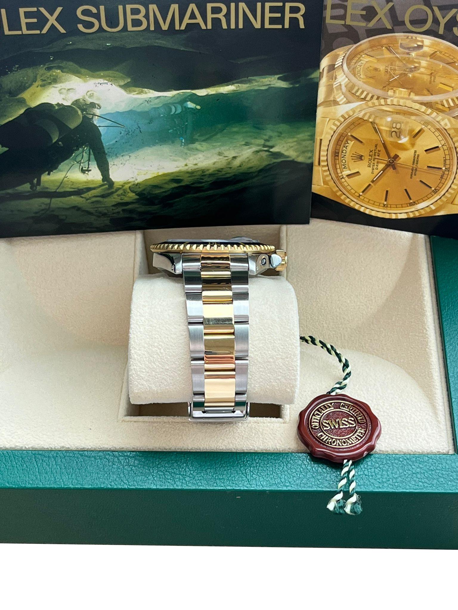 Rolex Submariner Date 40mm Blue Dial Two-Tone Gold Steel Automatic Watch 16613 For Sale 6
