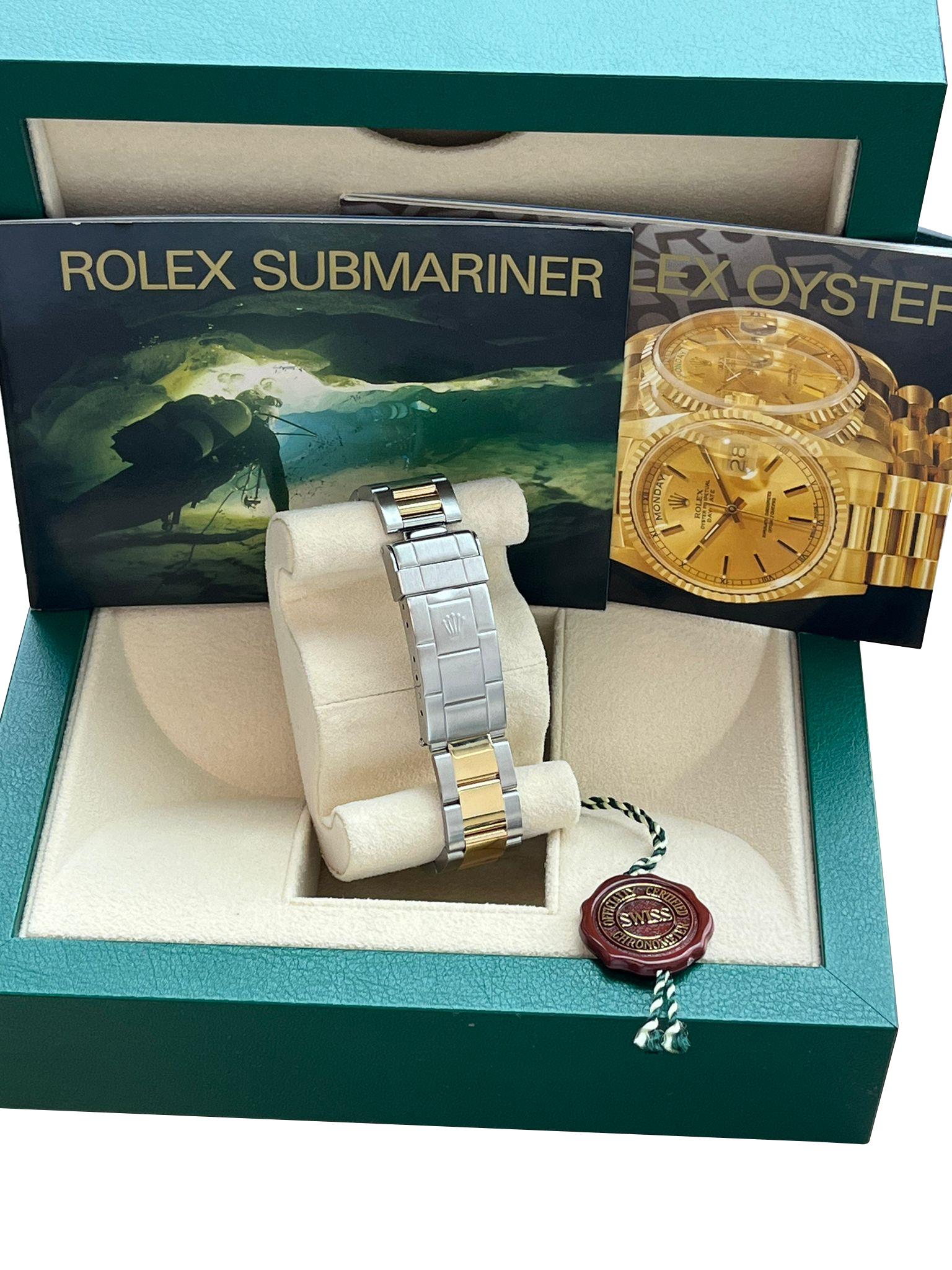 Rolex Submariner Date 40mm Blue Dial Two-Tone Gold Steel Automatic Watch 16613 For Sale 9