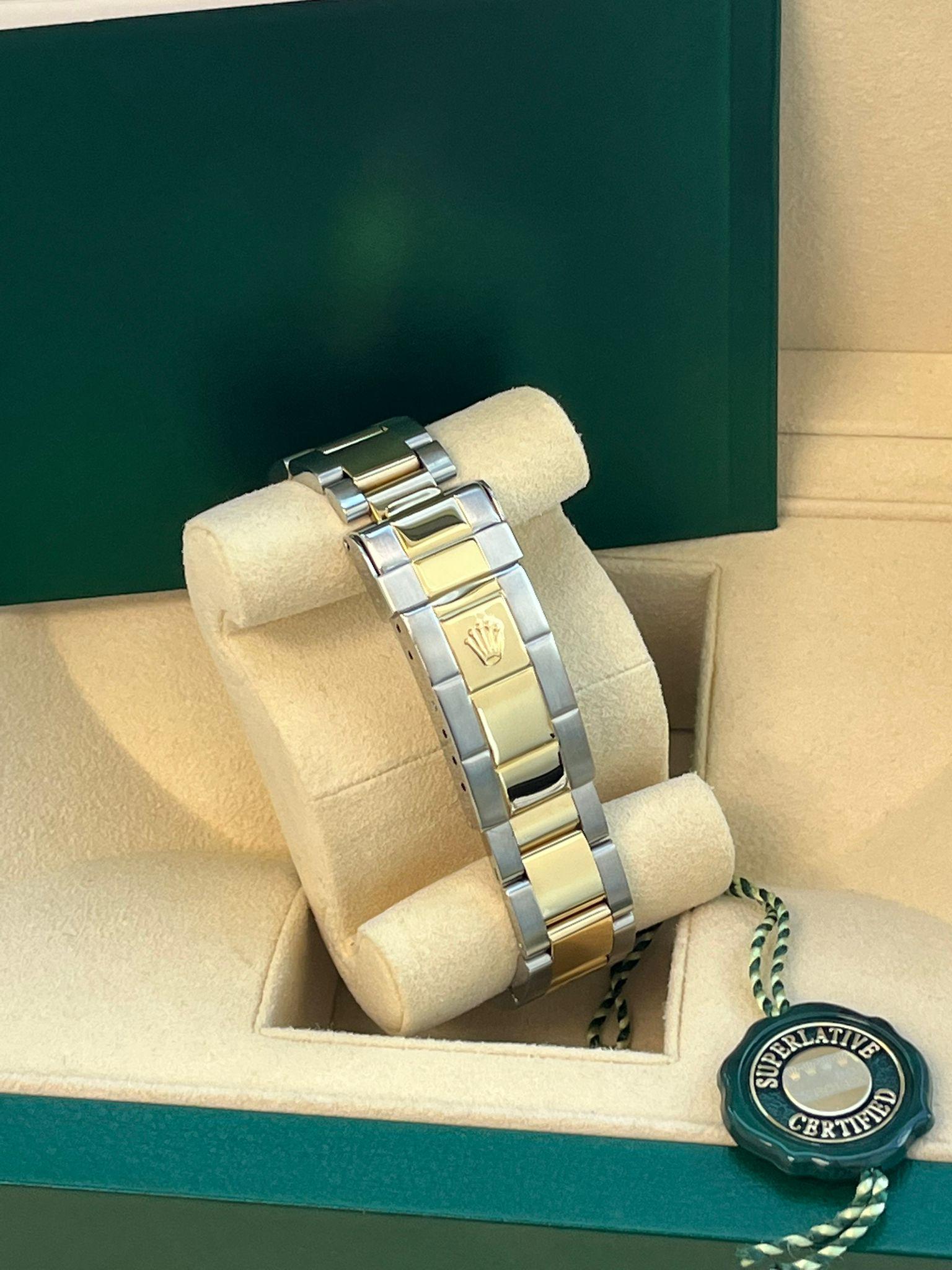 Rolex Submariner Date 40mm Engraved Blue Dial Gold Steel Oyster Watch 16613 For Sale 7