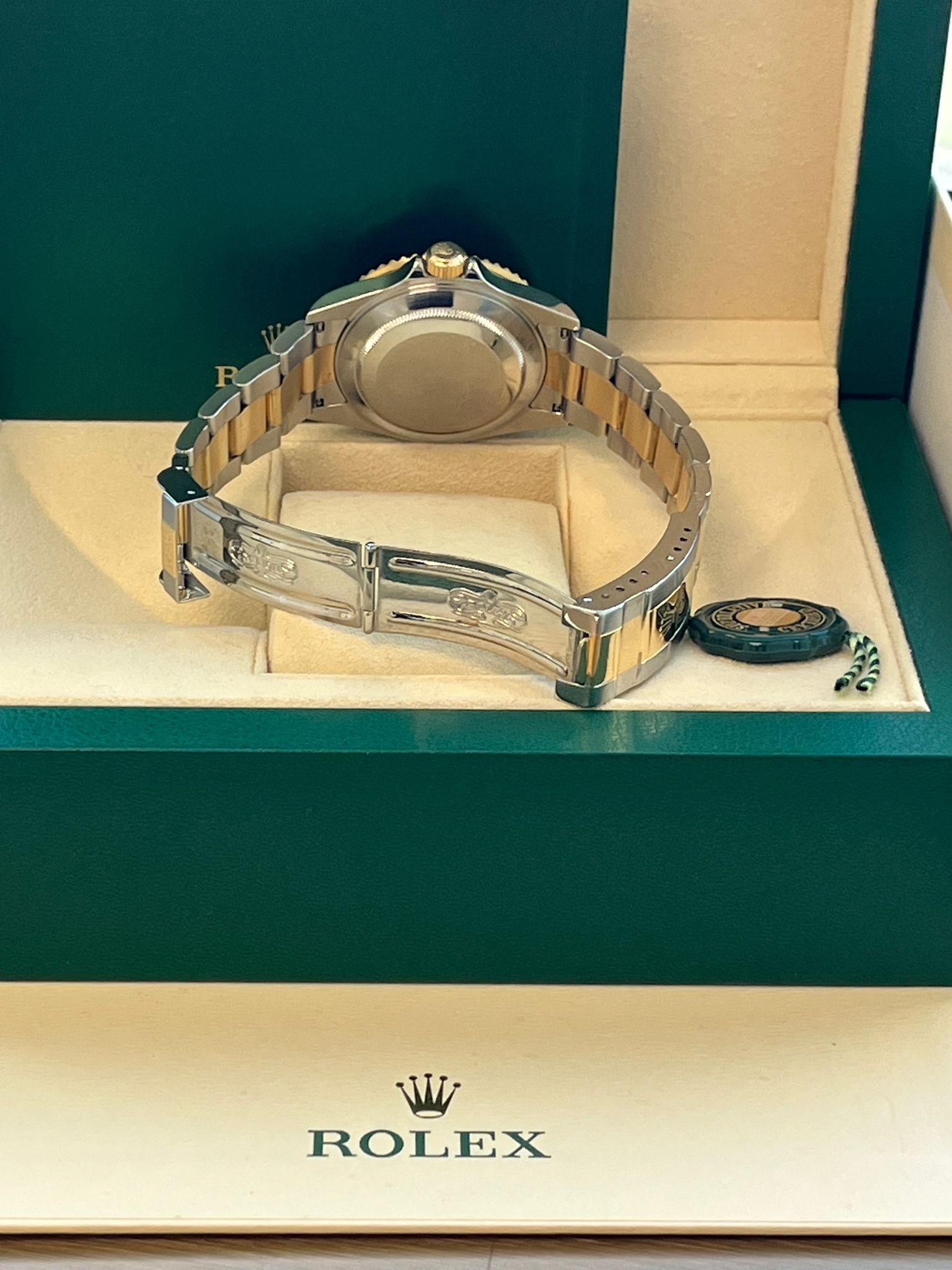Rolex Submariner Date 40mm Engraved Blue Dial Gold Steel Oyster Watch 16613 For Sale 8