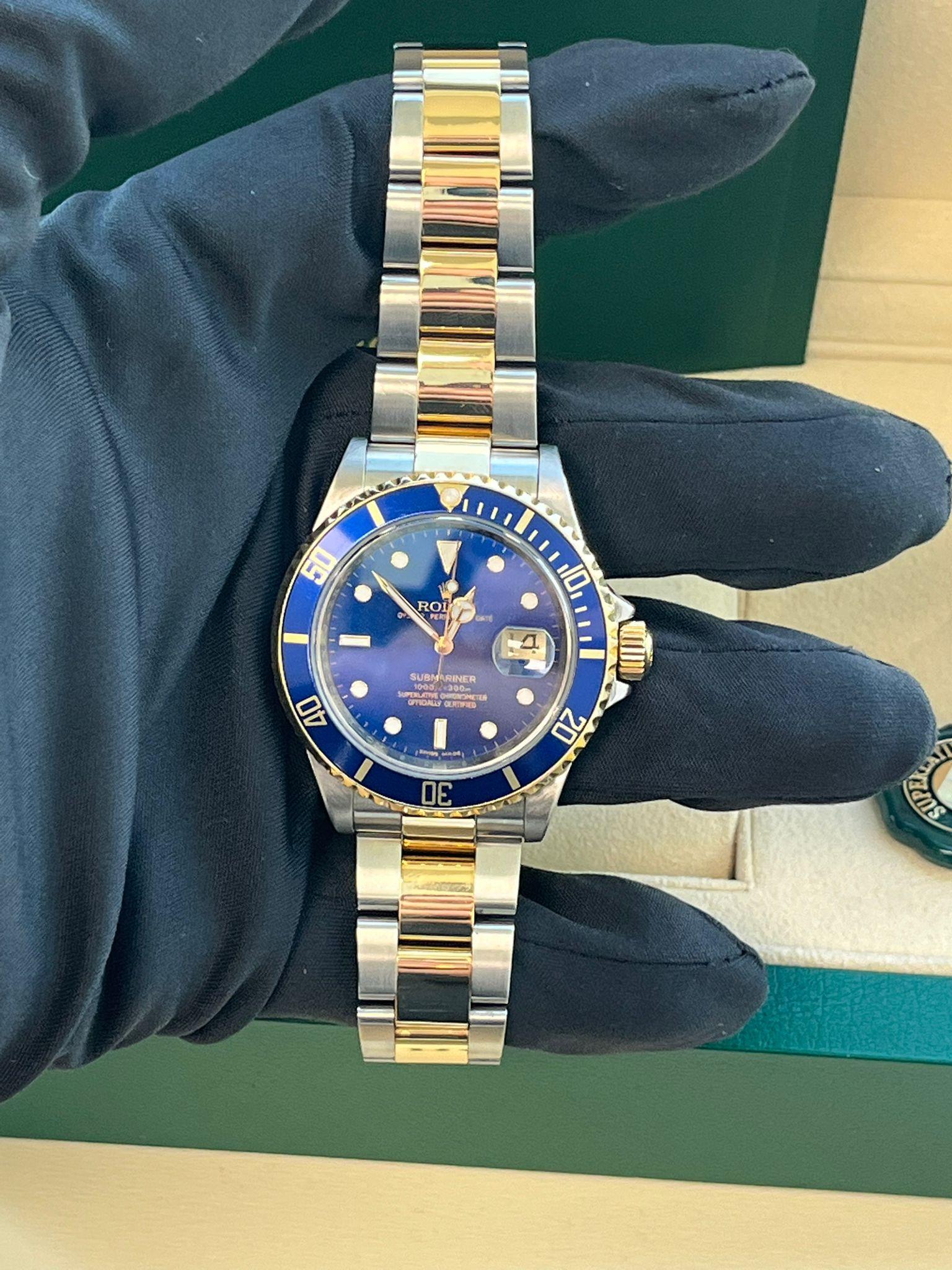 Rolex Submariner Date 40mm Engraved Blue Dial Gold Steel Oyster Watch 16613 For Sale 9