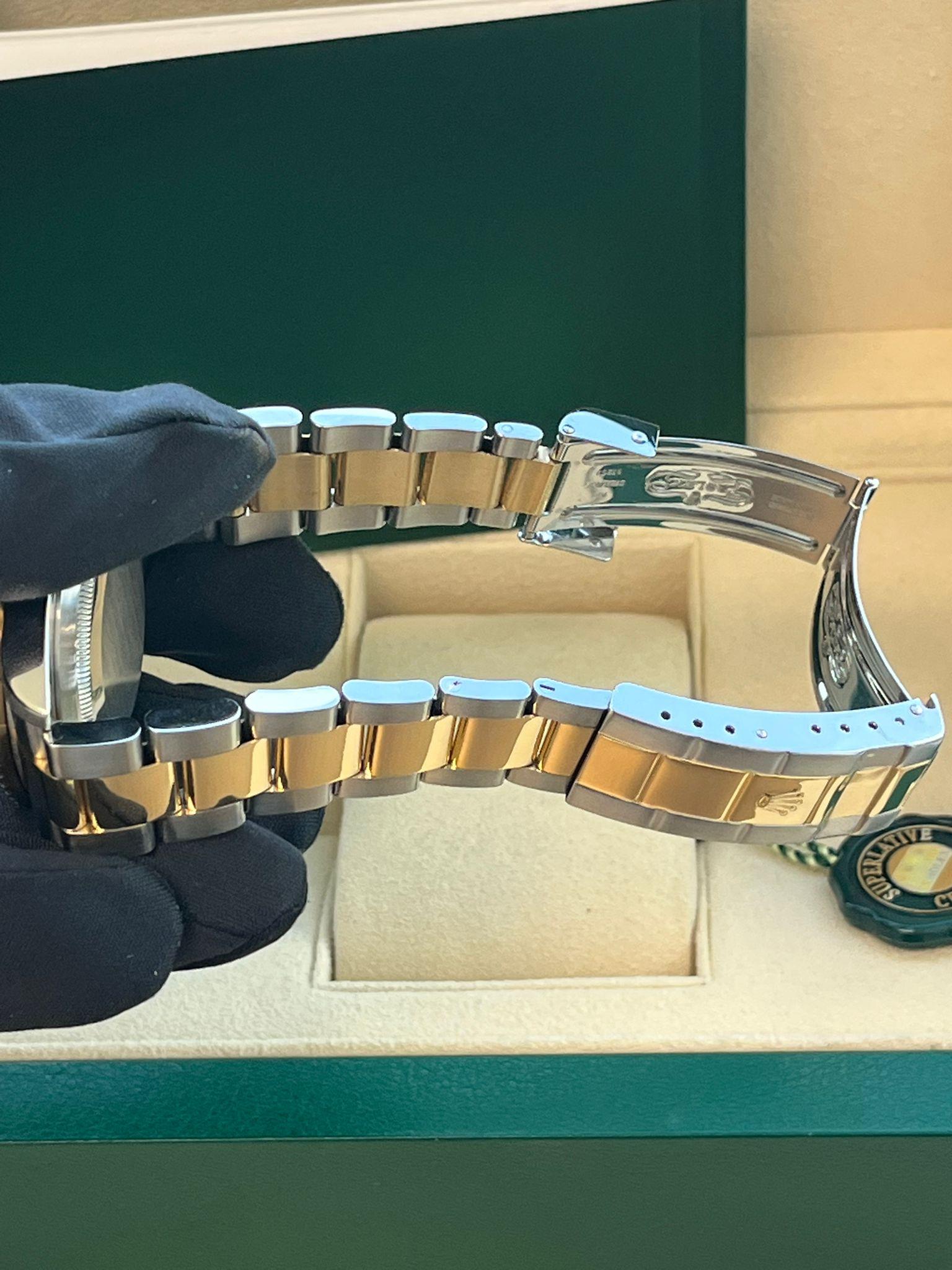 Rolex Submariner Date 40mm Engraved Blue Dial Gold Steel Oyster Watch 16613 For Sale 14