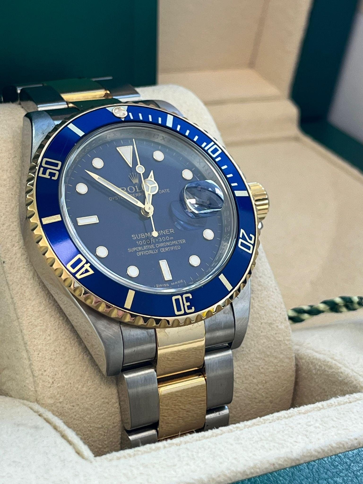 Women's or Men's Rolex Submariner Date 40mm Engraved Blue Dial Gold Steel Oyster Watch 16613 For Sale