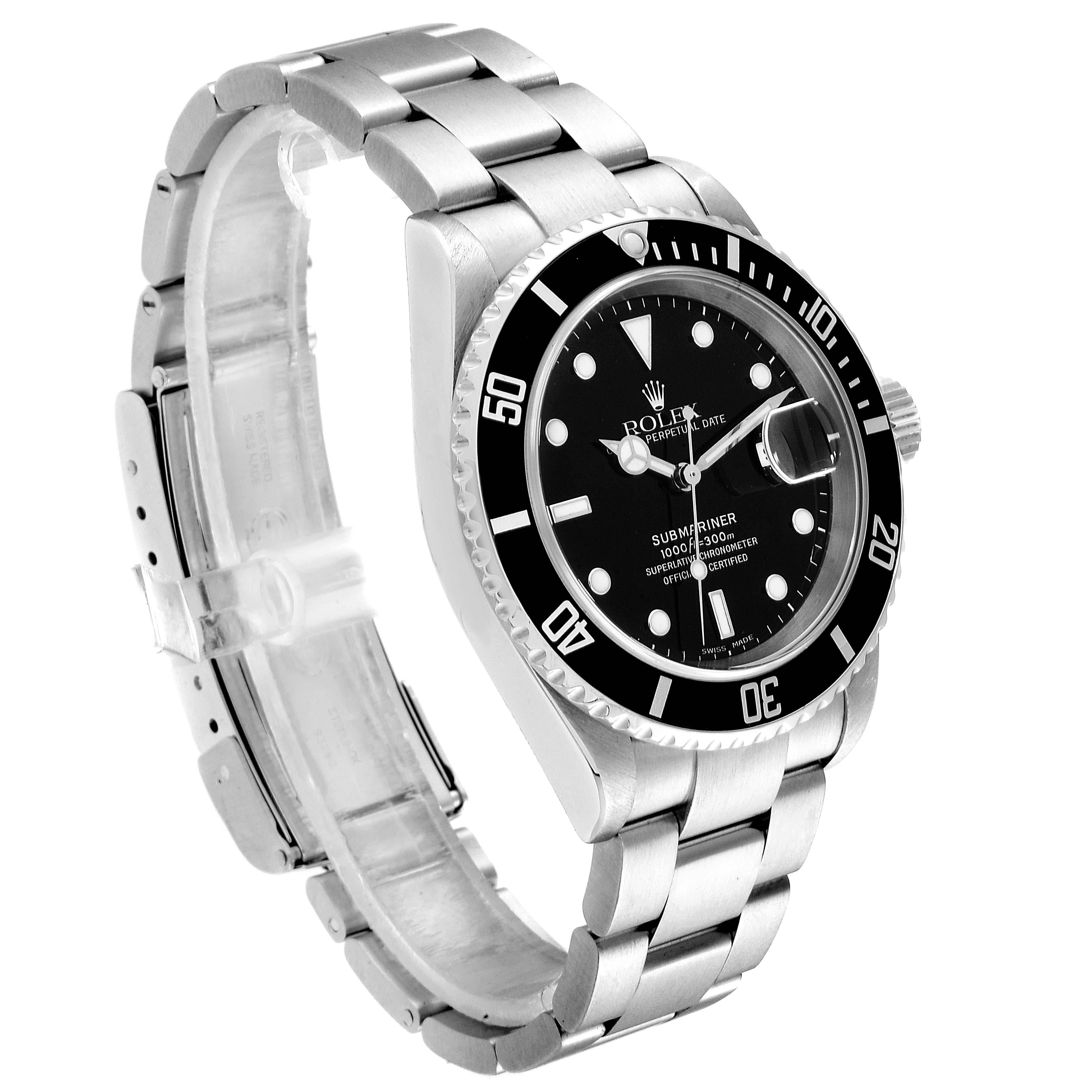 Rolex Submariner Date Stainless Steel Men's Watch 16610 In Excellent Condition For Sale In Atlanta, GA