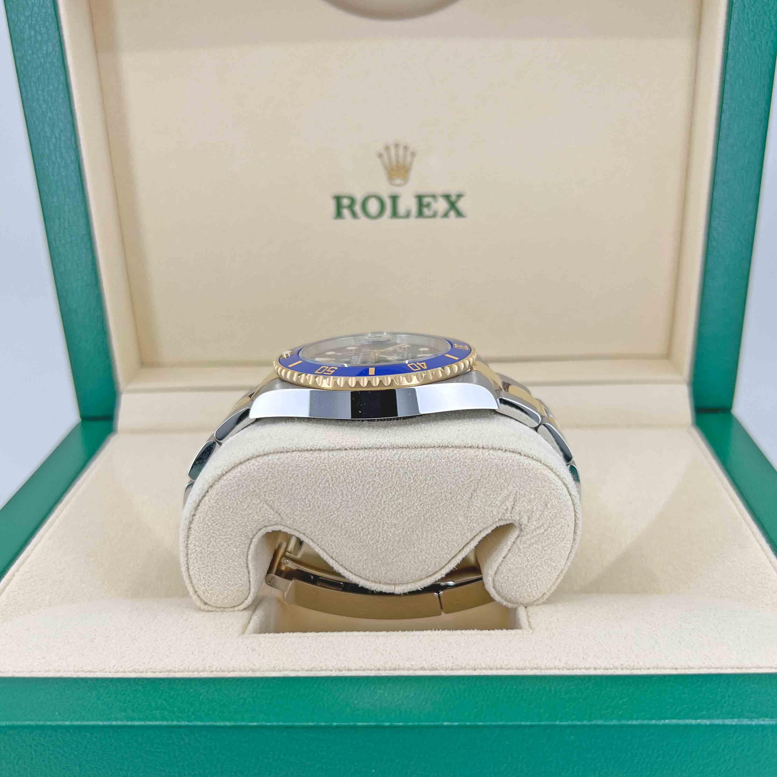 Montre Submariner Date Rolex, 18 carats YG/SS, cadran bleu, réf. 126613LB, non portée, 2022 en vente 5