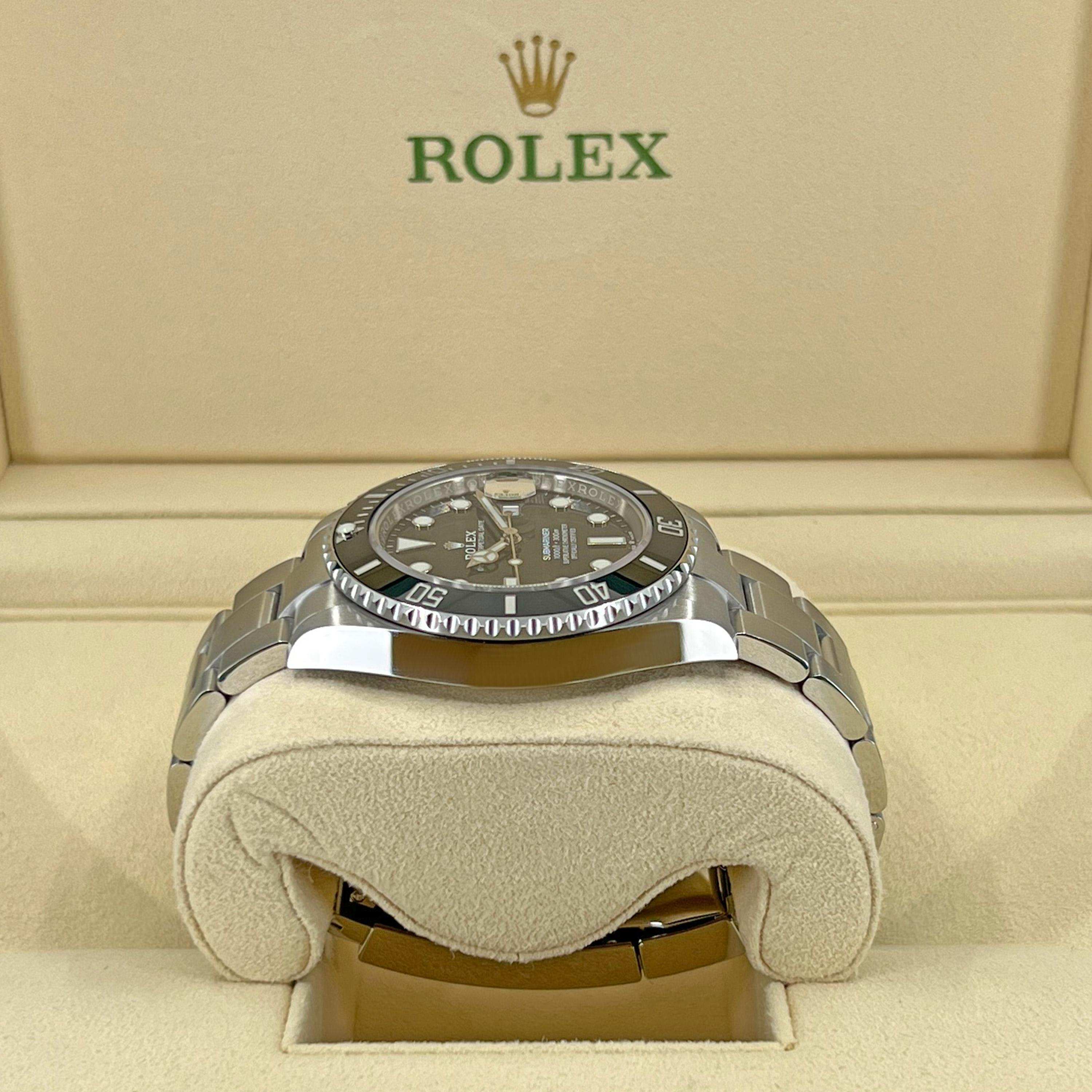 Montre Rolex Submariner Date, 2022, 126610LN, non portée, complète Neuf - En vente à New York, NY