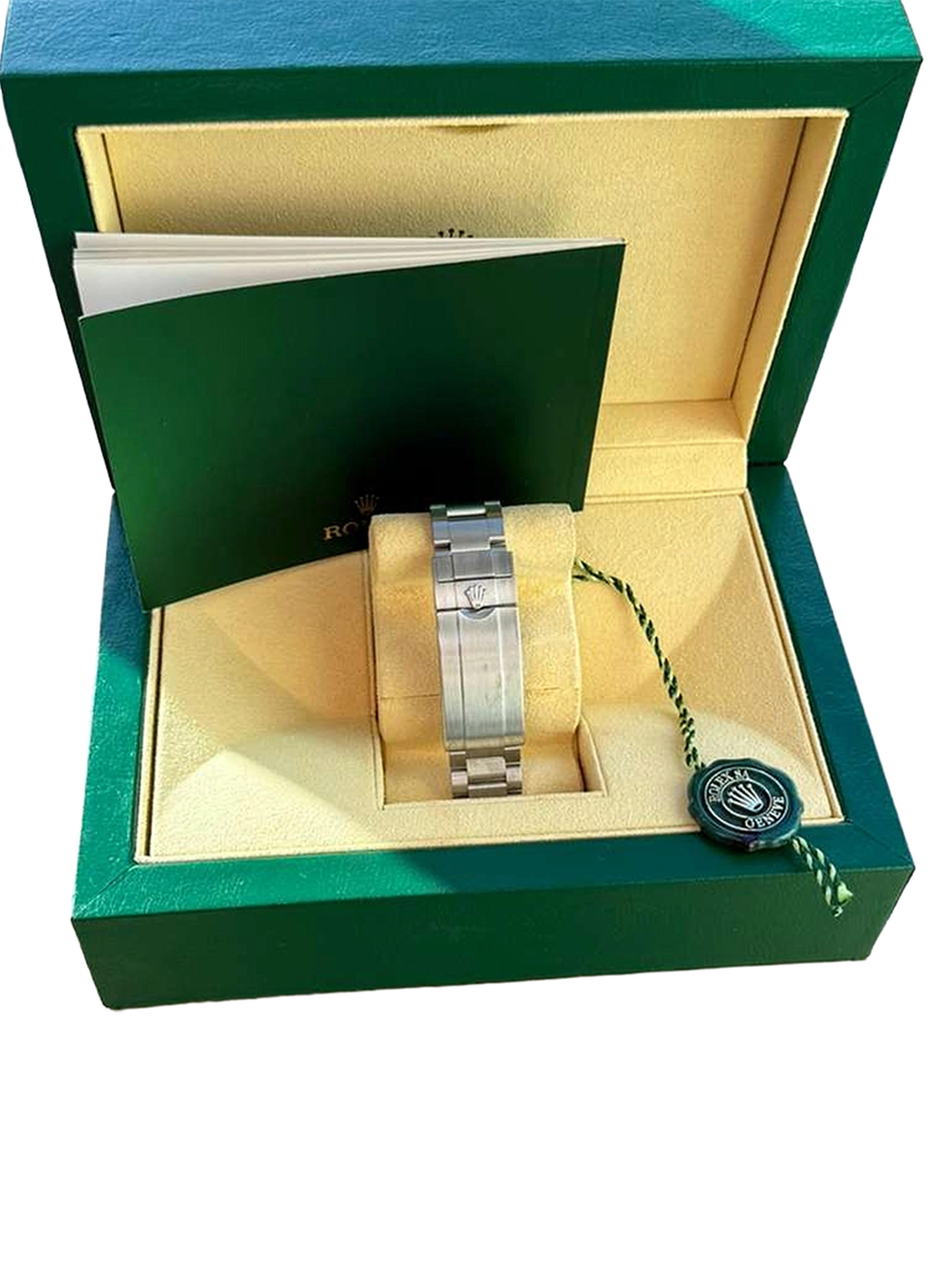 Rolex Submariner Date 41mm Starbucks Quadrante nero Bracciale Oyster in acciaio 126610LV in vendita 13