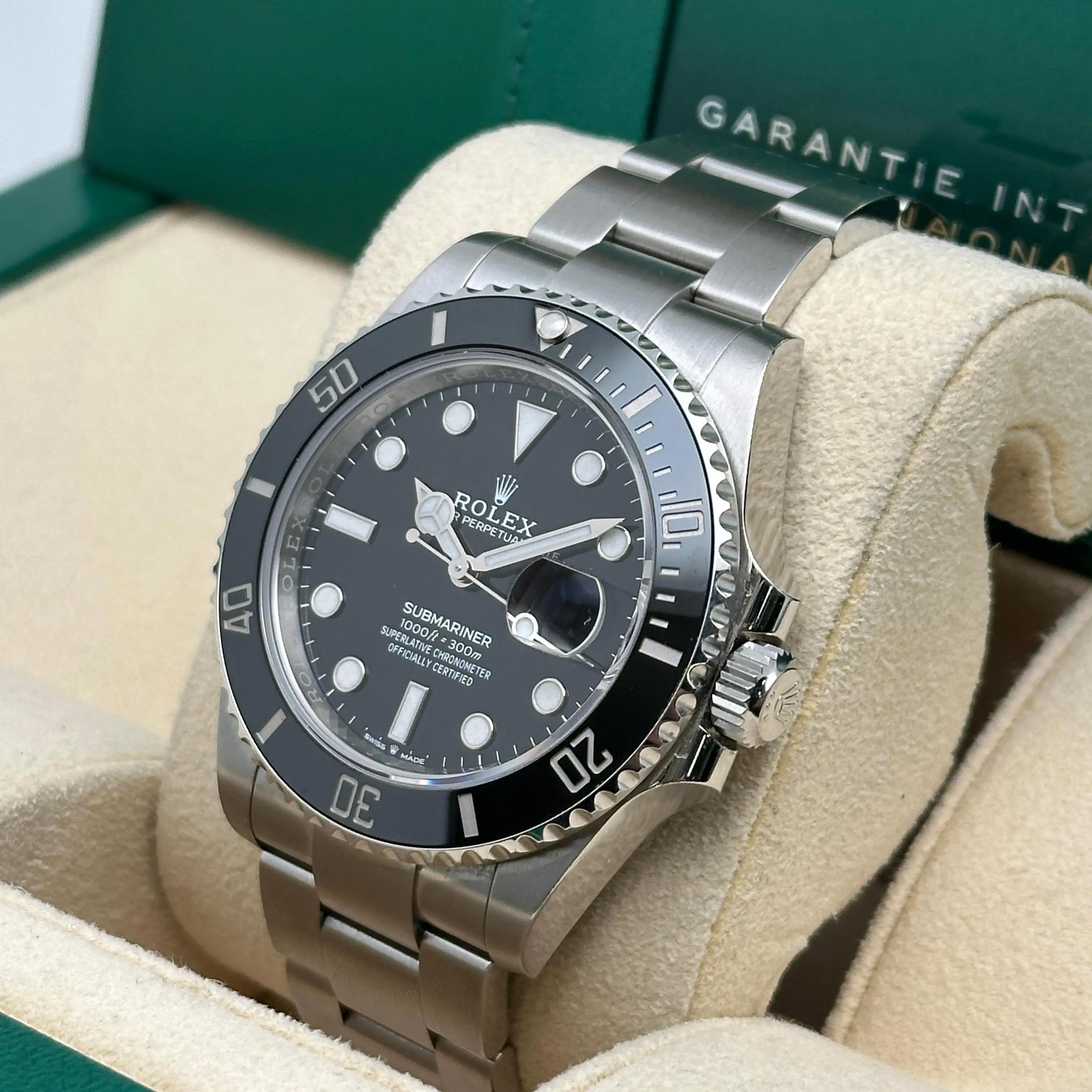 Rolex Submariner Date 41mm Steel Ceramic Black Dial Men Automatic Watch 126610LN Excellent état - En vente à New York, NY