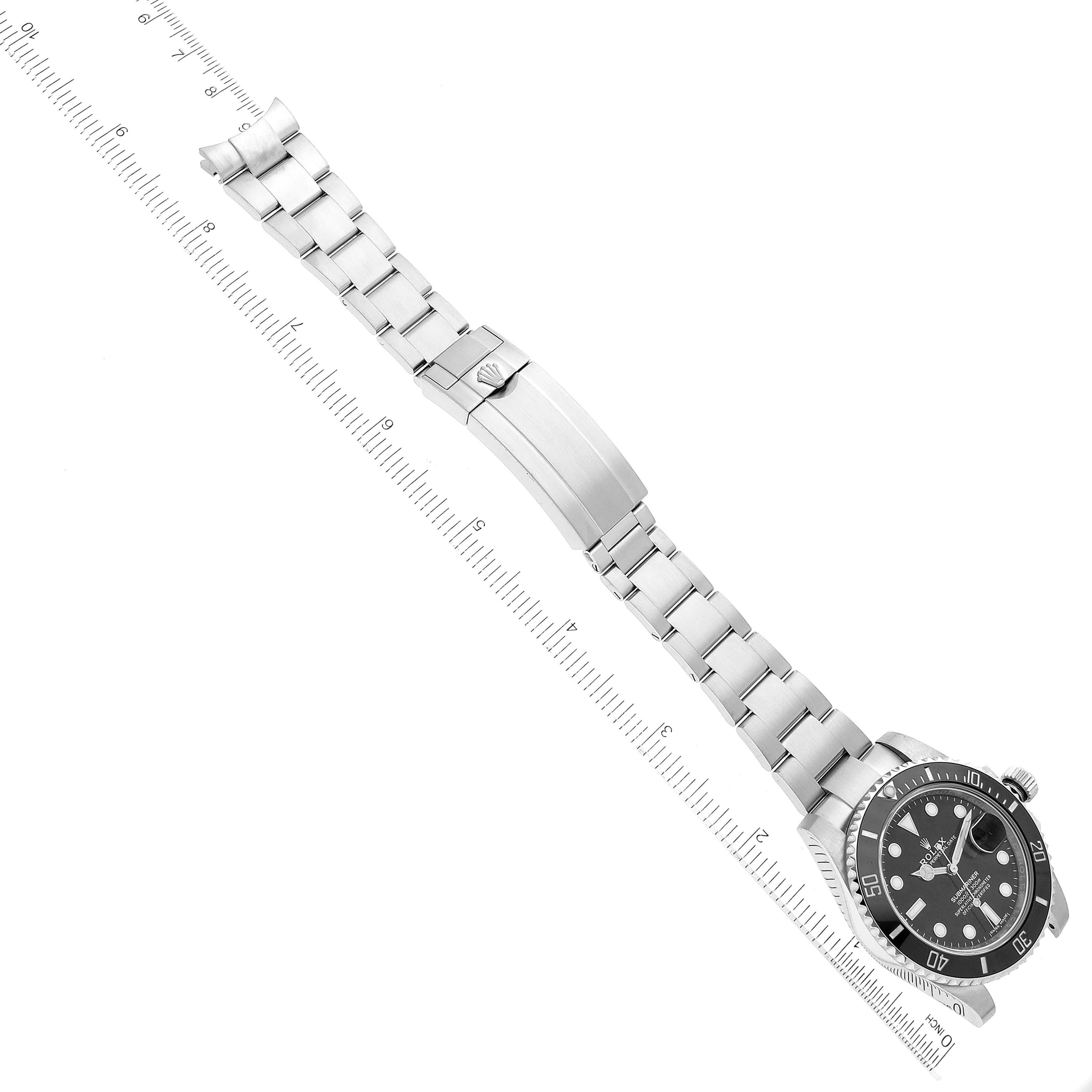 Rolex Montre Submariner Date en acier avec cadran noir pour hommes 116610 en vente 3