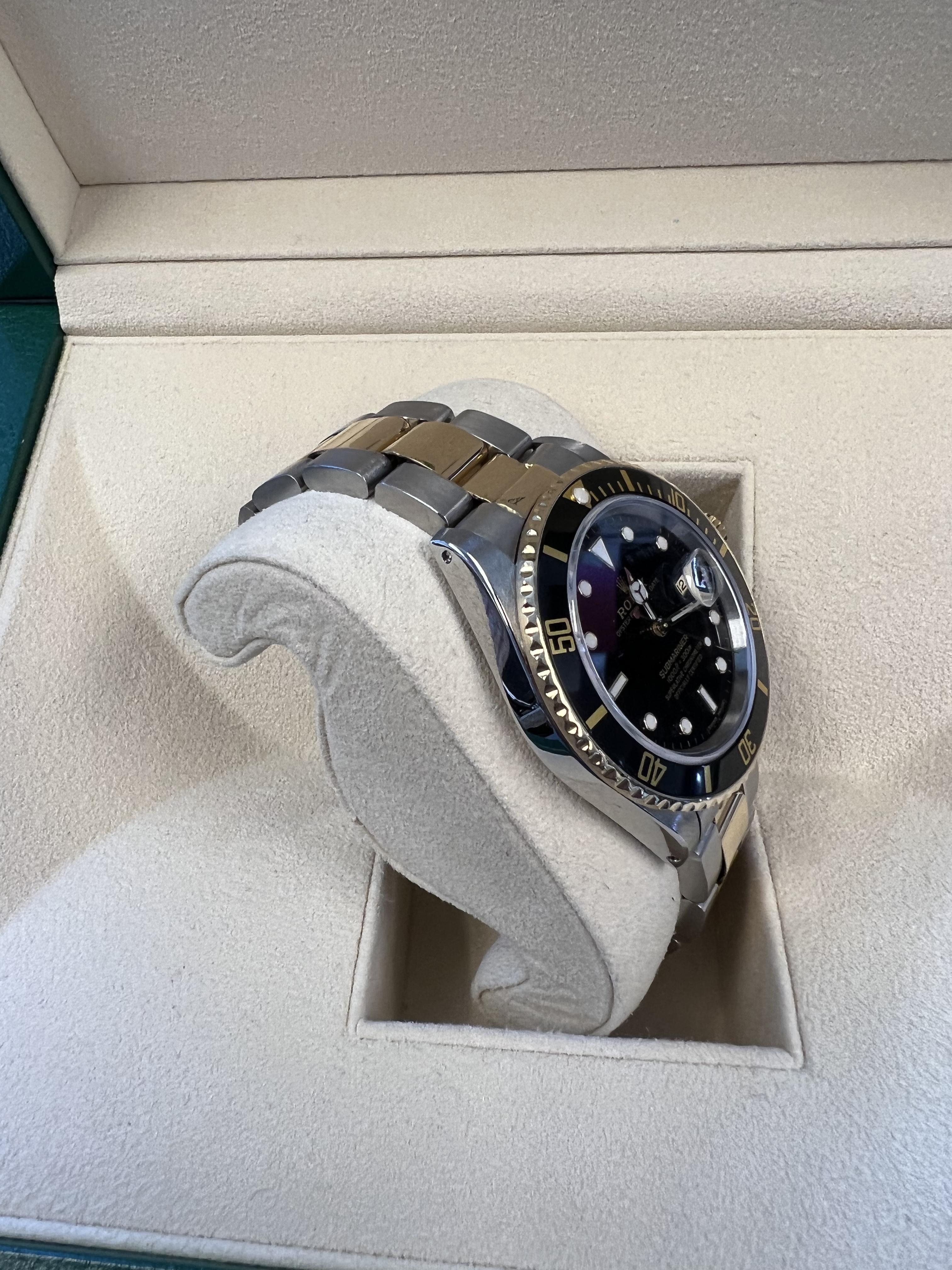 Rolex Submariner Date Certified Two Tone Black Dial Service Papers In Good Condition For Sale In BEVERLY HILLS, CA