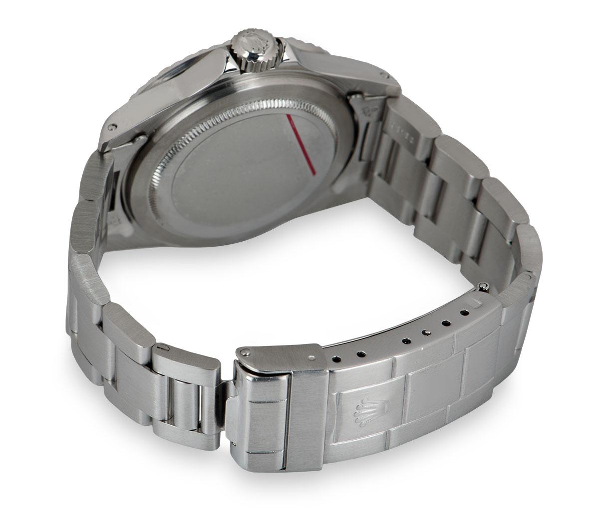 Rolex Submariner Date Red Writing Vintage Stainless Steel Mark V 1680 In Excellent Condition In London, GB