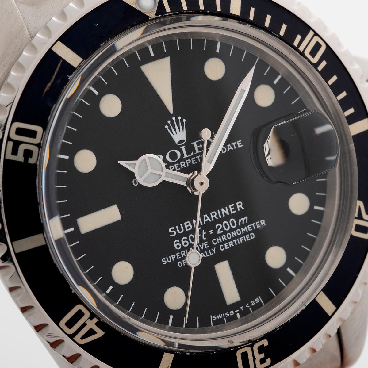 Rolex Submariner Date, Ref 1680, caja de 40 mm, esfera y agujas con pátina coetánea, 1977/78 en venta 1