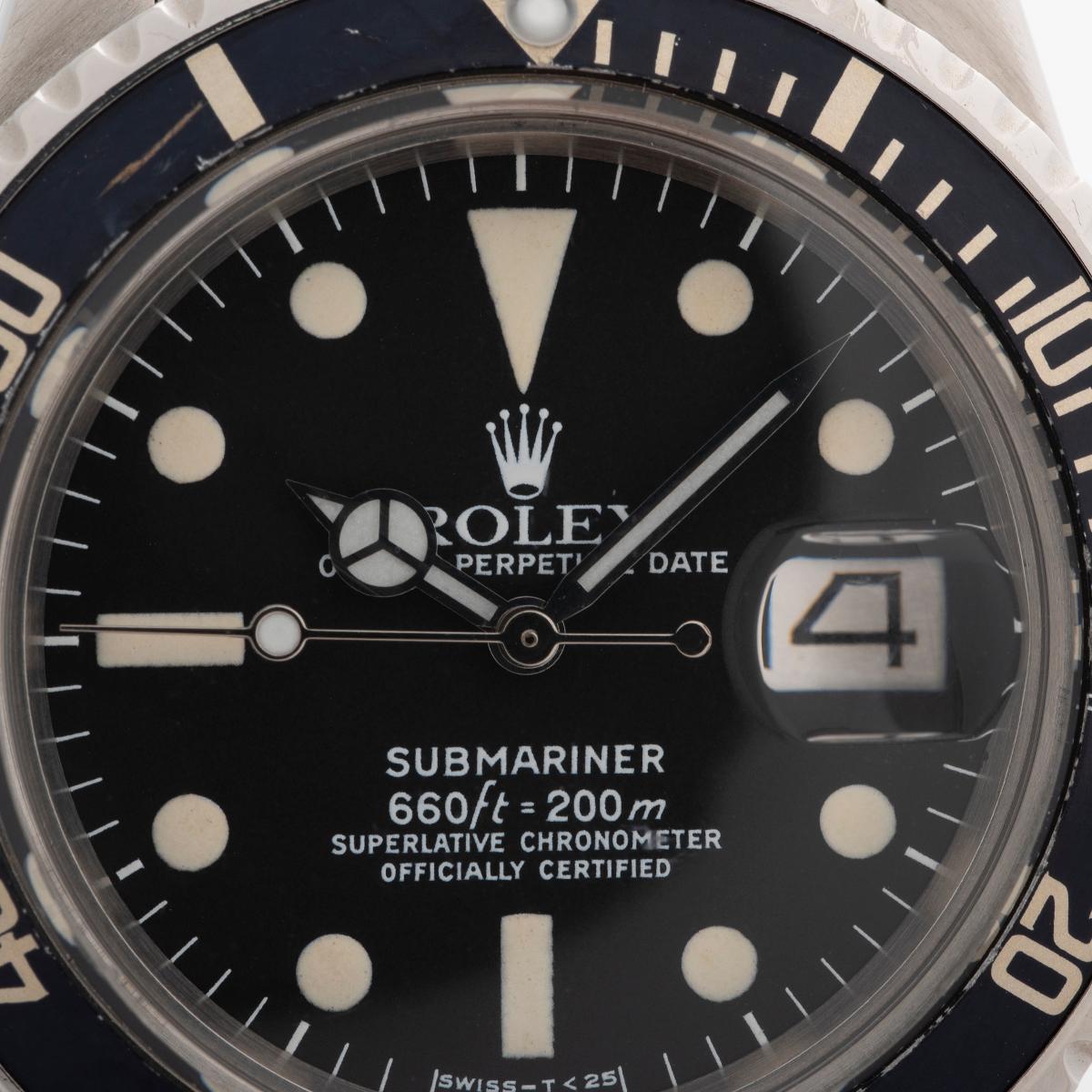Rolex Submariner Date, Ref 1680, caja de 40 mm, esfera y agujas con pátina coetánea, 1977/78 en venta 5