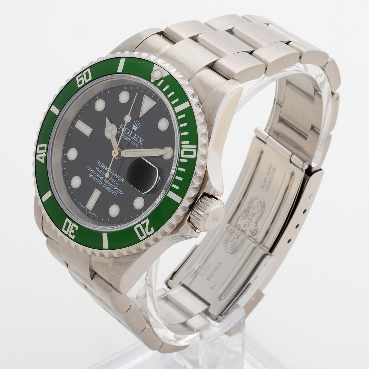 Rolex Submariner Date referencia 16610LV 'Kermit'. Caja de 40 mm, bisel verde, año 2006 en Excelente estado para la venta en Canterbury, England