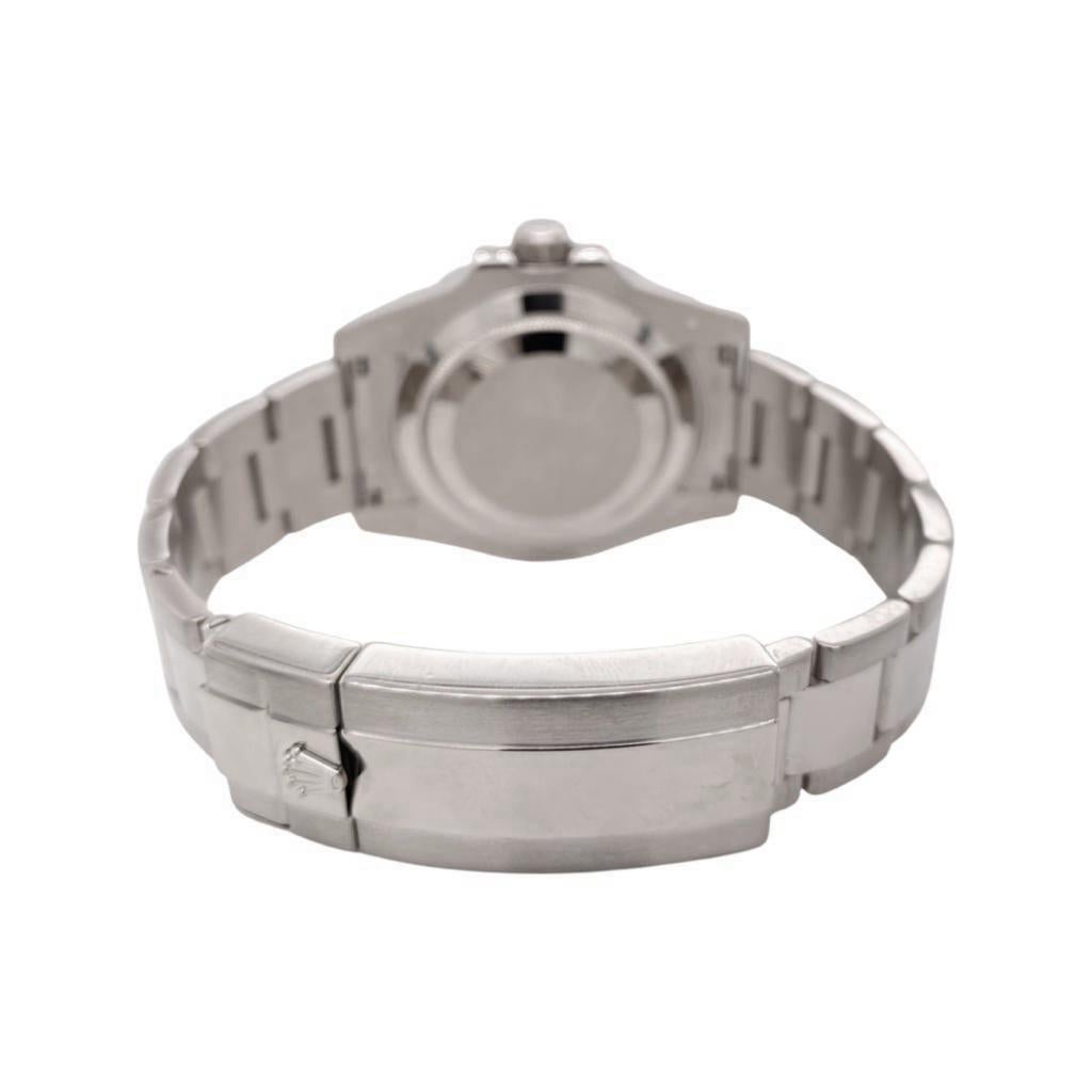 Brand: Rolex 

Model Name: Submariner

Model Number: 116619LB

Movement: Automatic 

Case Size: 40 mm

Case Material:  18k White Gold

Bezel: 18k White Gold with Aluminium Insert

Dial: Blue

Bracelet: 18k White Gold

Hour Markers: Stick and