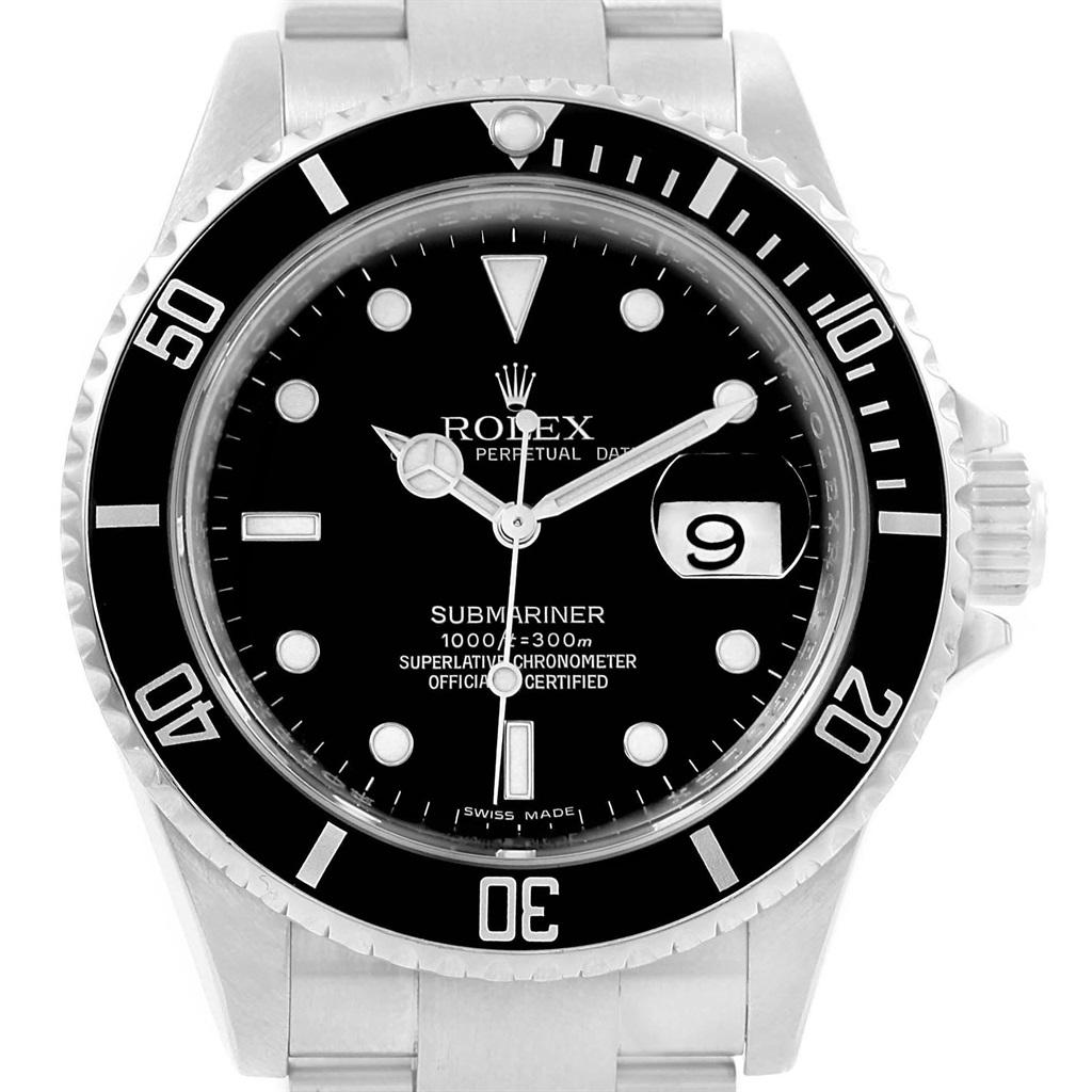 Rolex Submariner Date Stainless Steel Men's Watch 16610 In Good Condition In Atlanta, GA