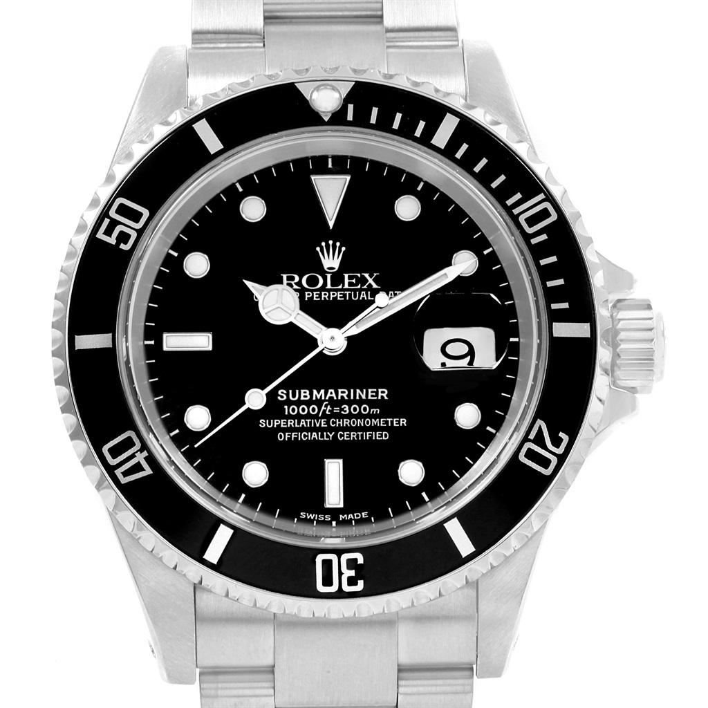 Rolex Submariner Date Stainless Steel Men's Watch 16610 In Excellent Condition For Sale In Atlanta, GA