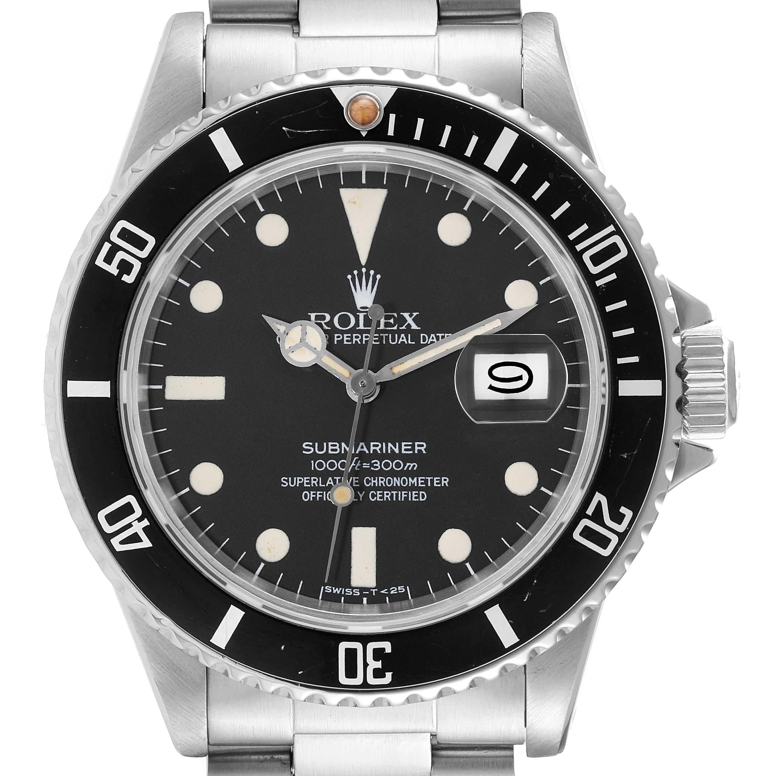 Rolex Submariner Date Steel Vintage Mens Watch 16800 Box Papers. Officially certified chronometer automatic self-winding movement. Stainless steel case 40 mm in diameter. Stainless steel unidirectional rotating bezel with black insert diver's