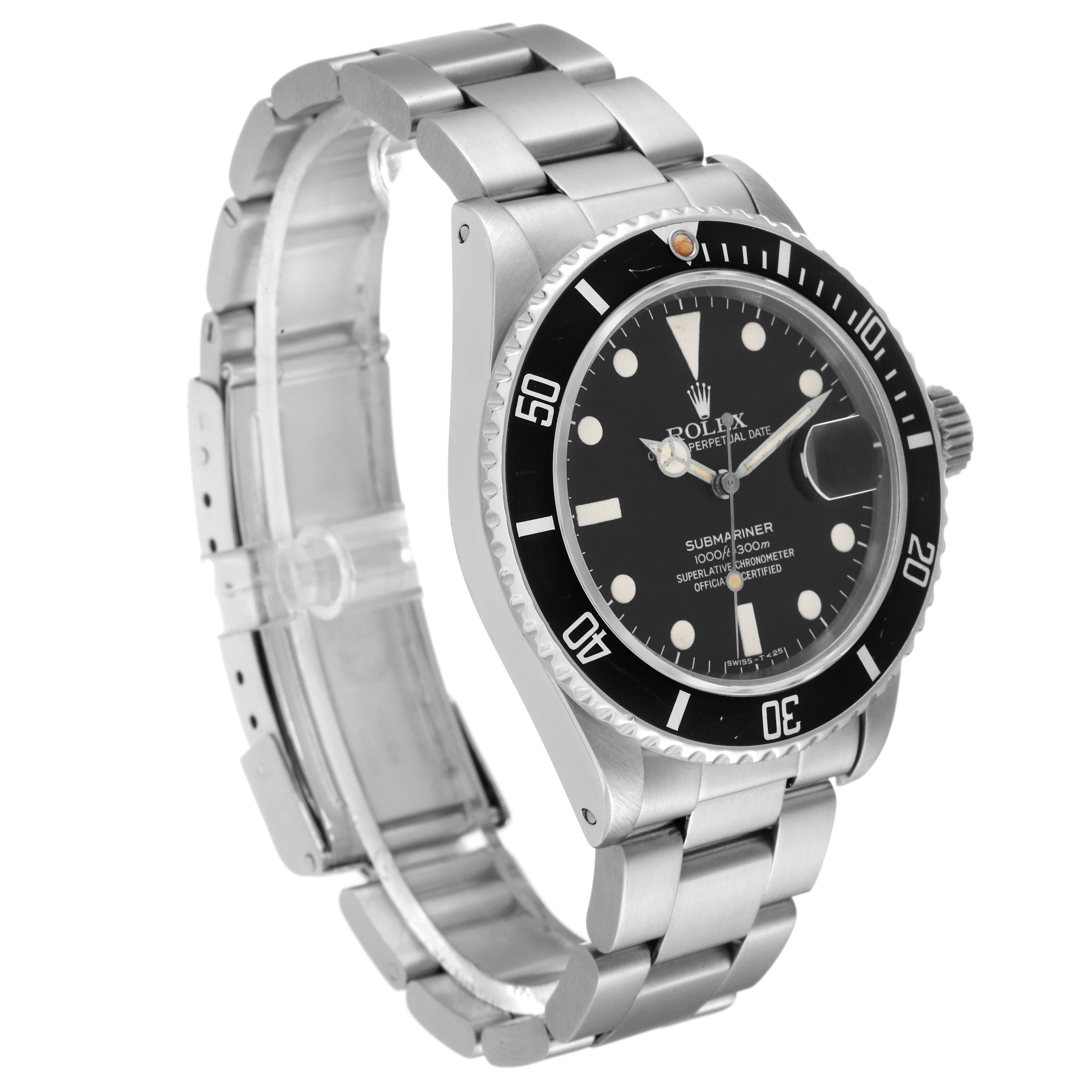 Rolex Submariner Date Steel Vintage Mens Watch 16800 Box Papers In Good Condition For Sale In Atlanta, GA