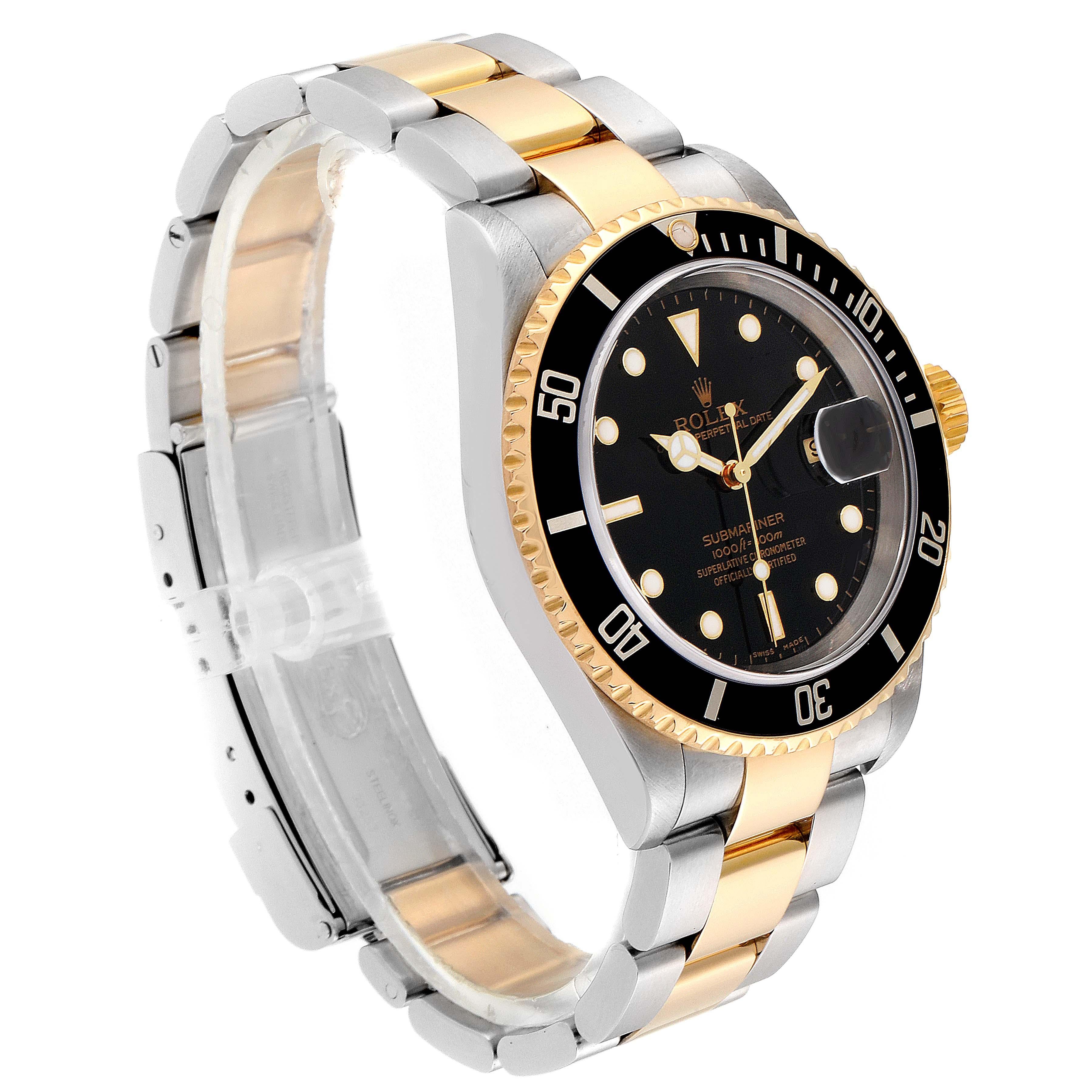 Rolex Submariner Date Steel Yellow Gold Men's Watch 16613 Box Papers In Excellent Condition In Atlanta, GA