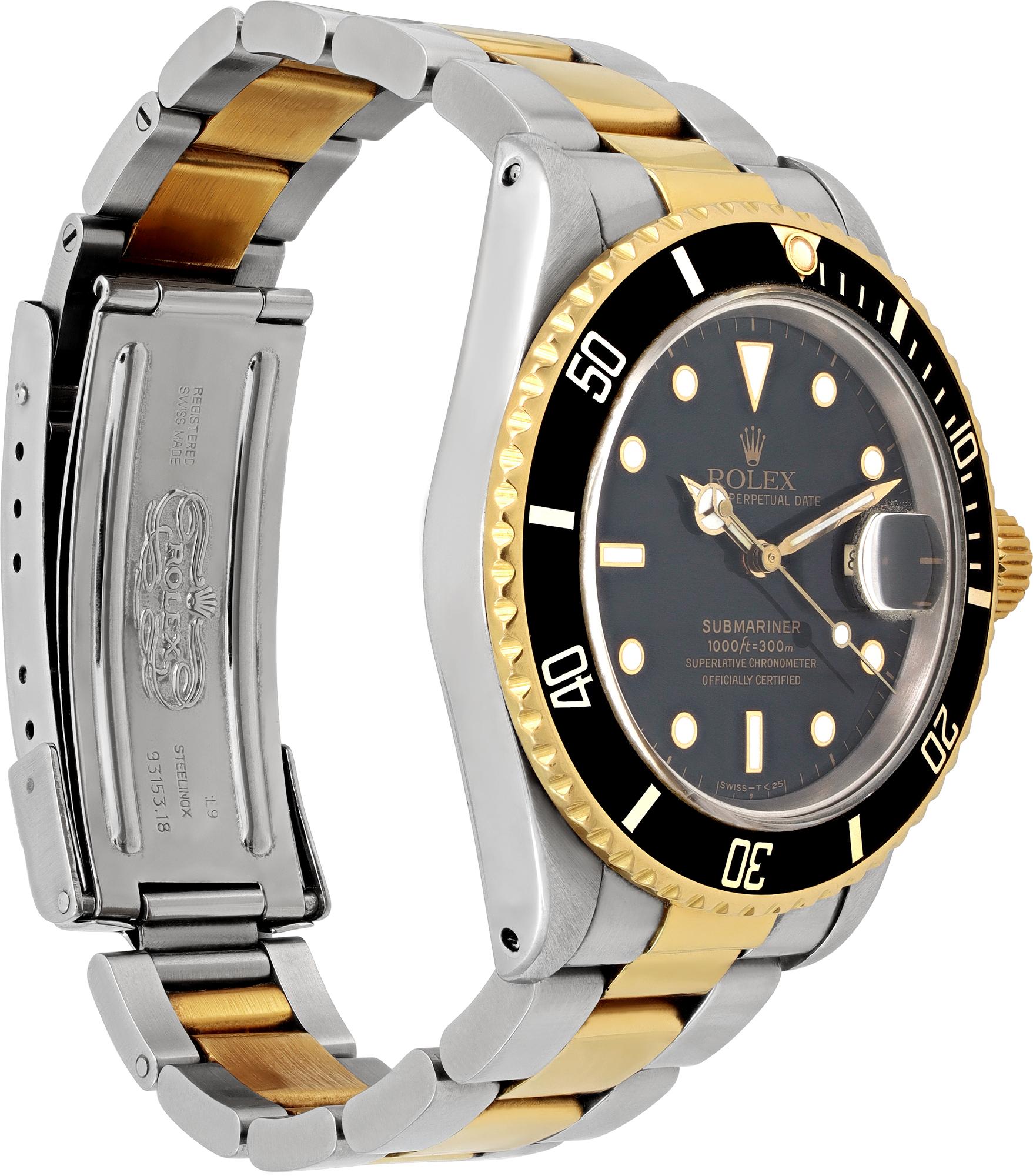 Rolex Submariner Gold & Stainless Steel Automatic Wristwatch 16803 Excellent état à Surfside, FL