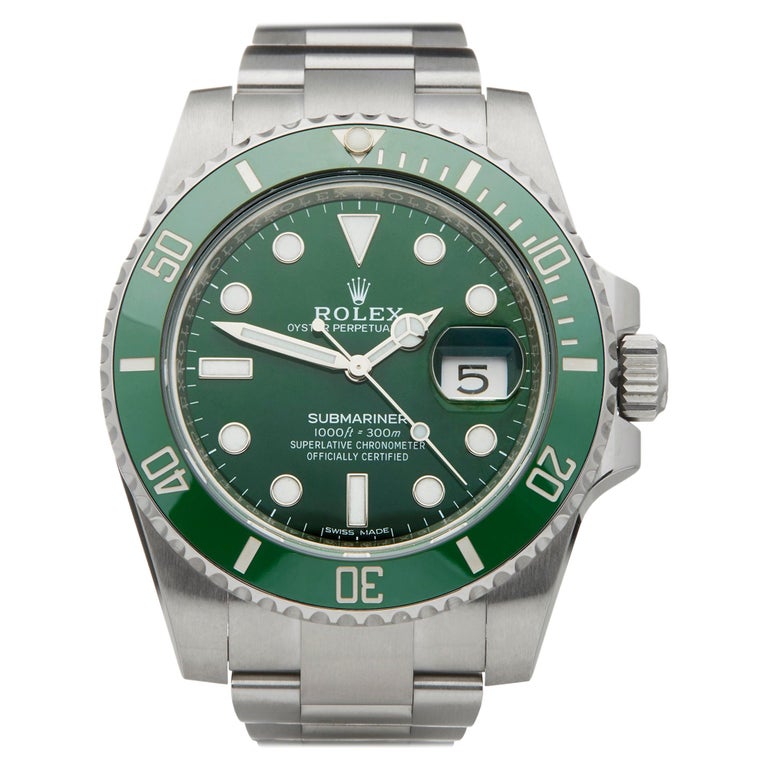 Rolex Submariner Hulk Date Stainless Steel 116610LV Wristwatch at