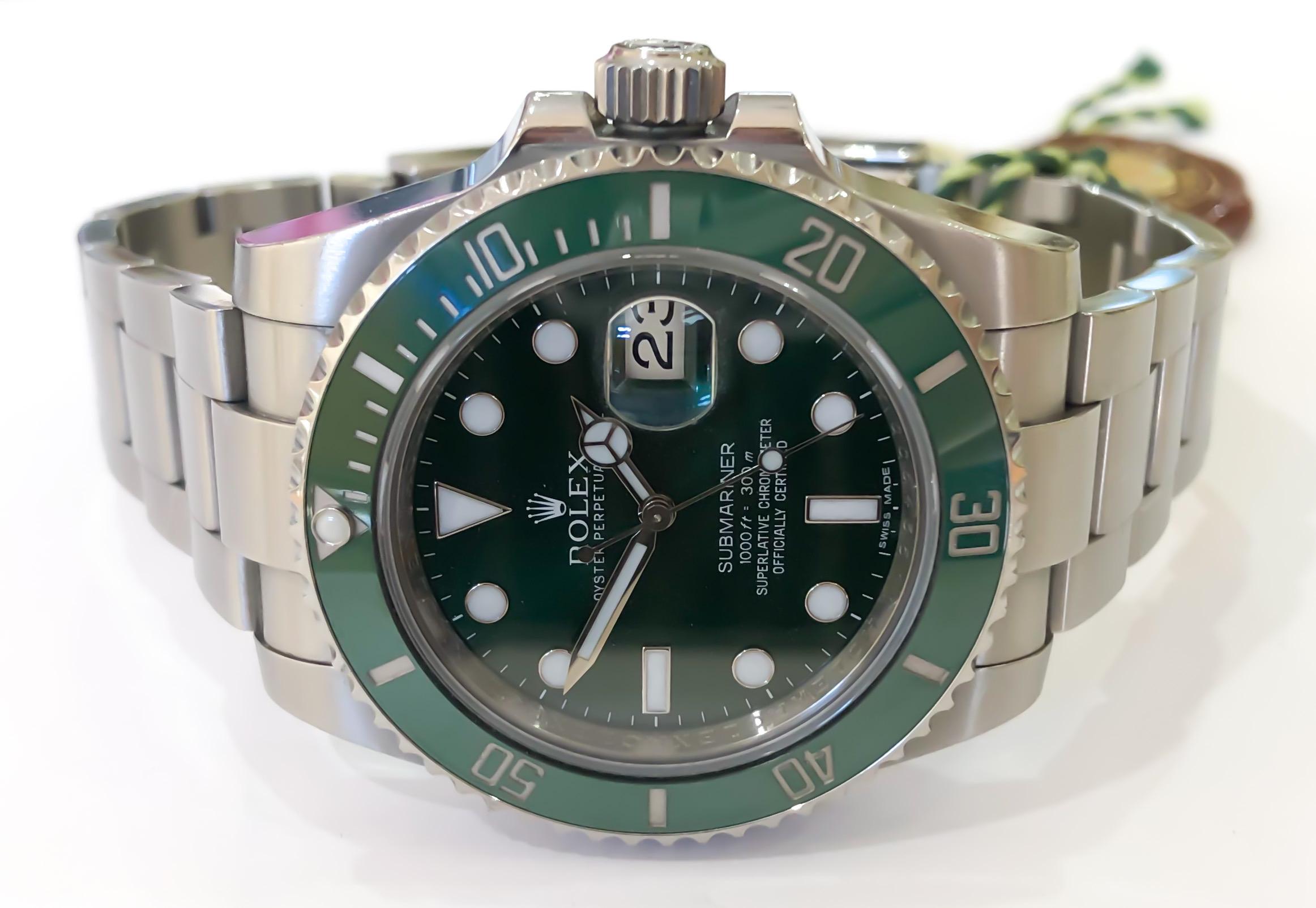 Rolex Submariner HULK Edition Green Dial & Bezel Steel 40mm Box & Papers 

•MODEL NO: 116610V
•SERIAL NO: CC54****
•MOVEMENT: AUTOMATIC SELF WINDING
•CASE MATERIAL: STAINLESS STEEL 
