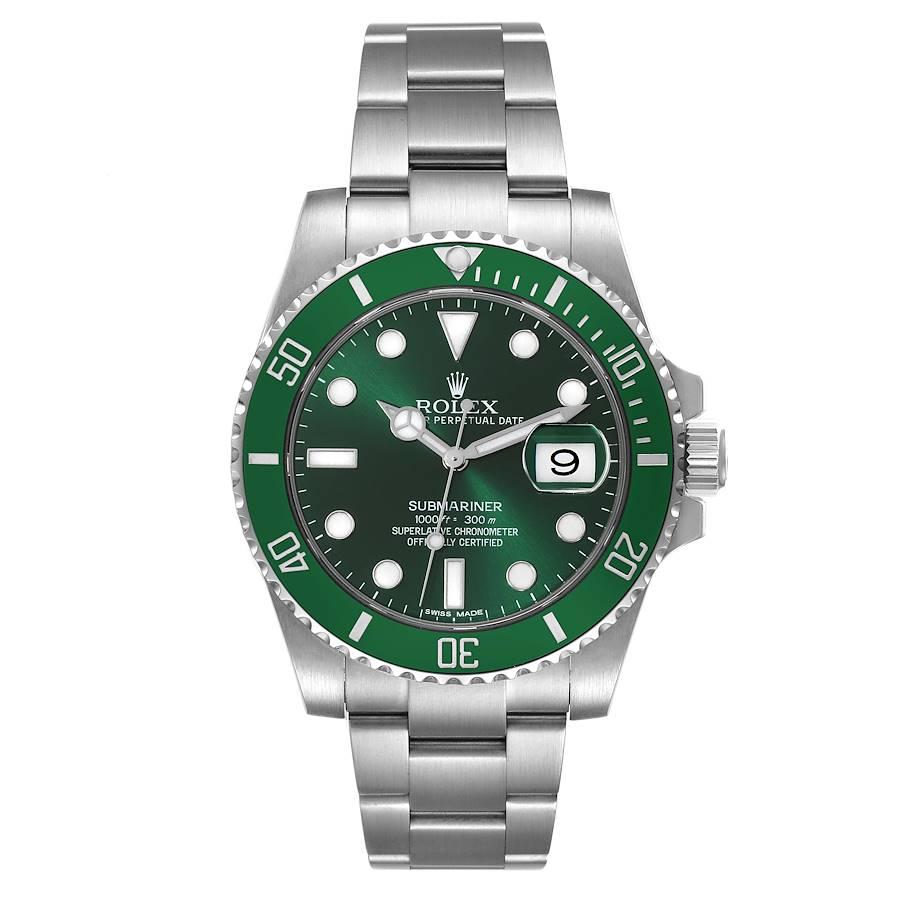 Rolex Submariner Hulk grünes Zifferblatt Lünette Stahl Herrenuhr 116610LV Box Karte. Offiziell zertifiziertes Chronometerwerk mit automatischem Aufzug. Oyster-Gehäuse mit einem Durchmesser von 40 mm. Rolex Logo auf der Krone. Spezielle einseitig