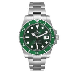 Rolex Montre Submariner en acier avec cadran vert vif et lunette, pour hommes 116610LV Boîte Card