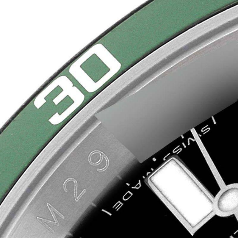 Rolex Montre Submariner vert Kermit en acier pour hommes 16610LV, 50e anniversaire en vente 2