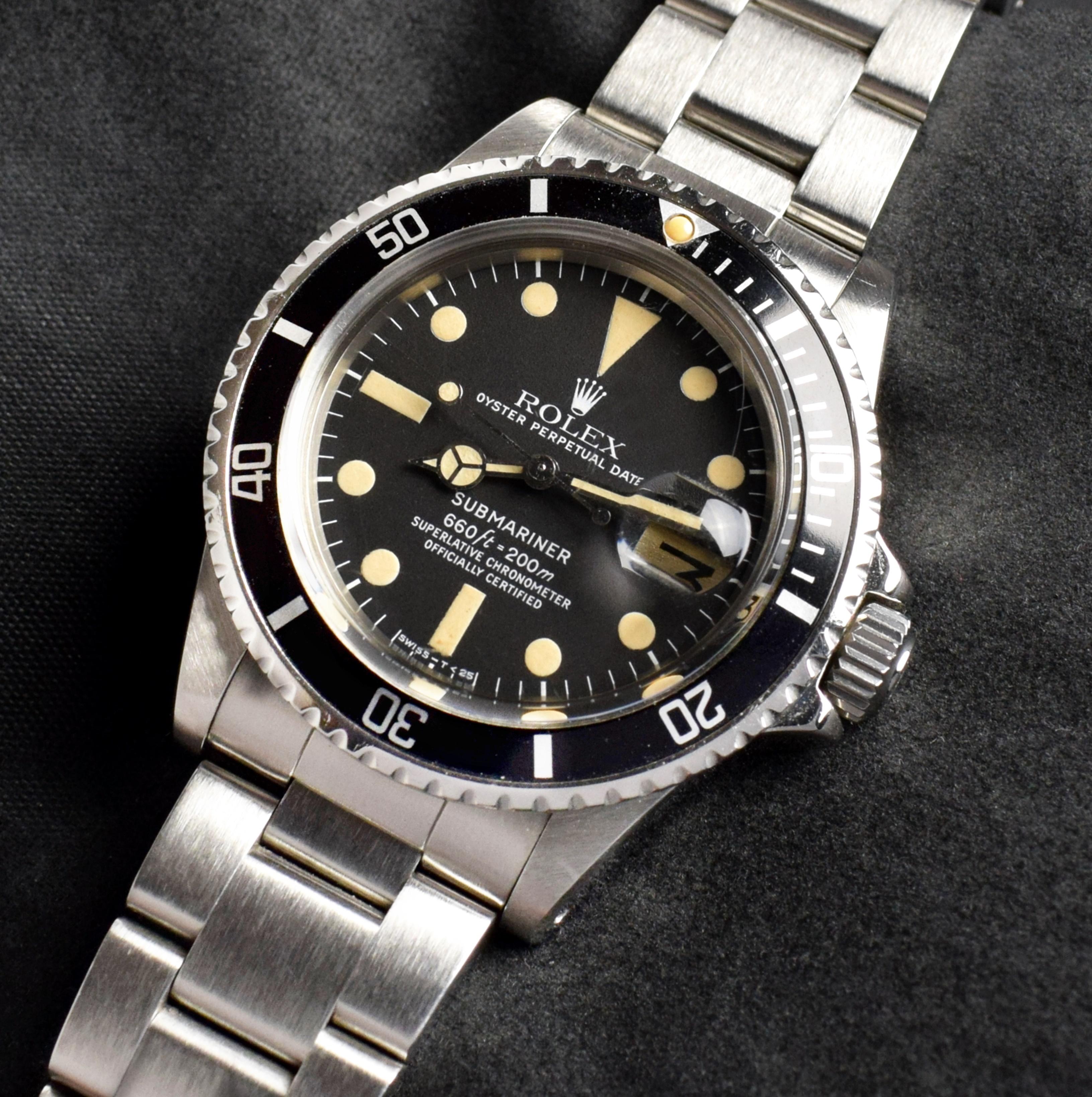 Rolex Montre Submariner en acier avec cadran mat et date 1680, avec carte de service, 1977 Bon état à Central & Western District, HK