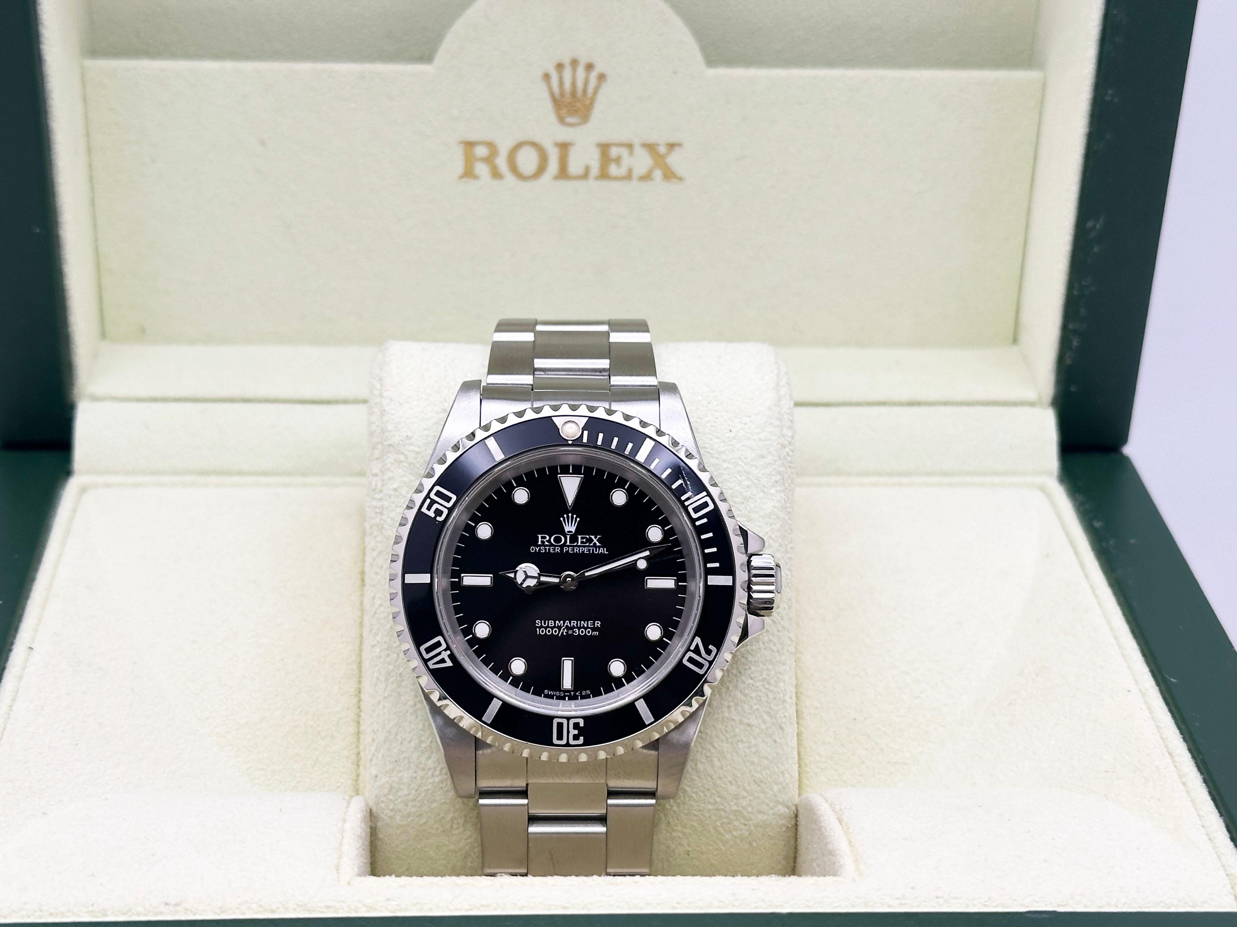 Número de estilo: 14060



De serie: E942***



Año: 1990

 

Model No: Rolex Submariner (Sin Fecha)

 

Material de la caja: Acero inoxidable 

 

Banda: Acero inoxidable 

  

Bisel: Bisel negro 

  

Esfera: Esfera negra 

 

Cara: Cristal de
