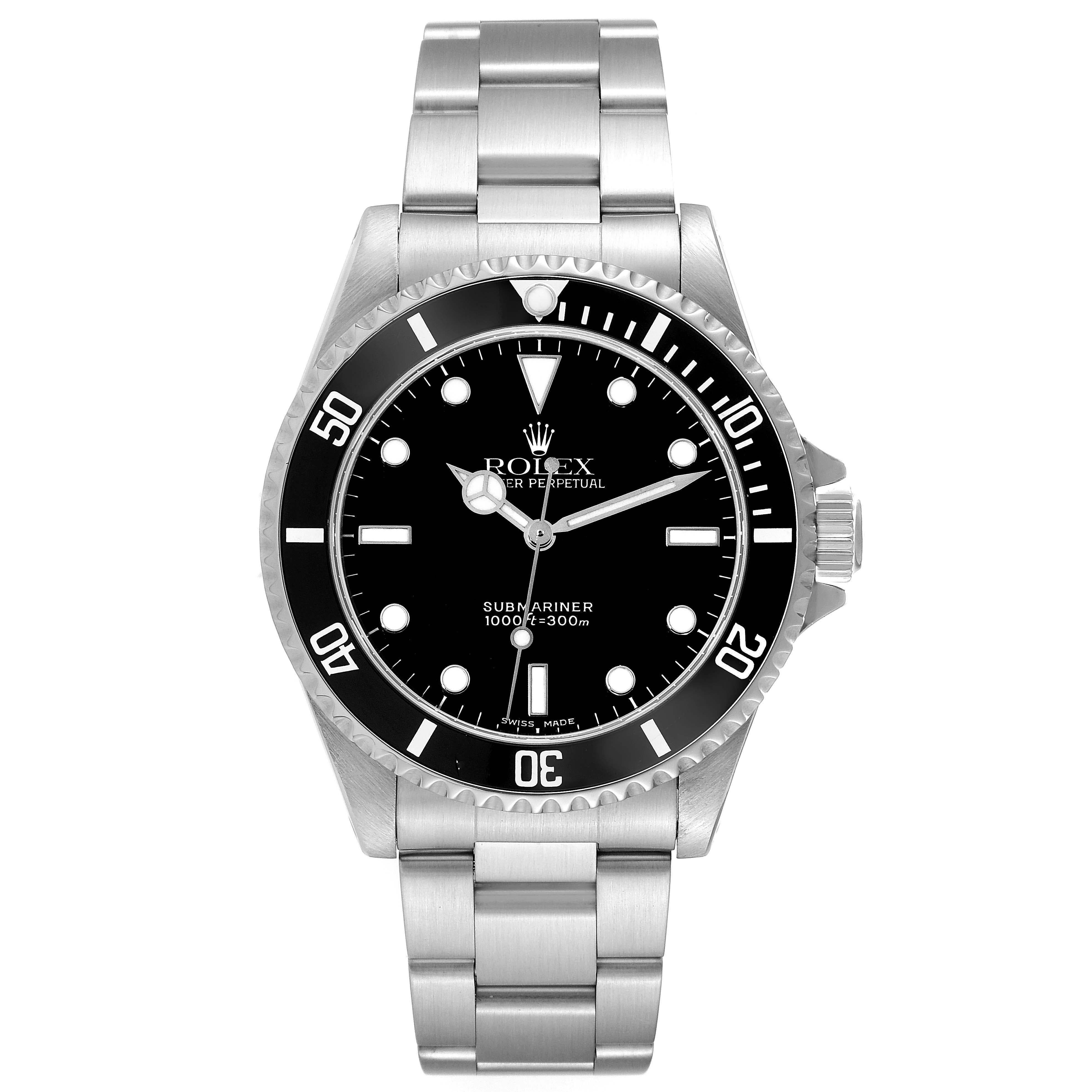 Rolex Submariner No Date 40mm 2 Liner Steel Mens Watch 14060 Box Papers In Excellent Condition For Sale In Atlanta, GA