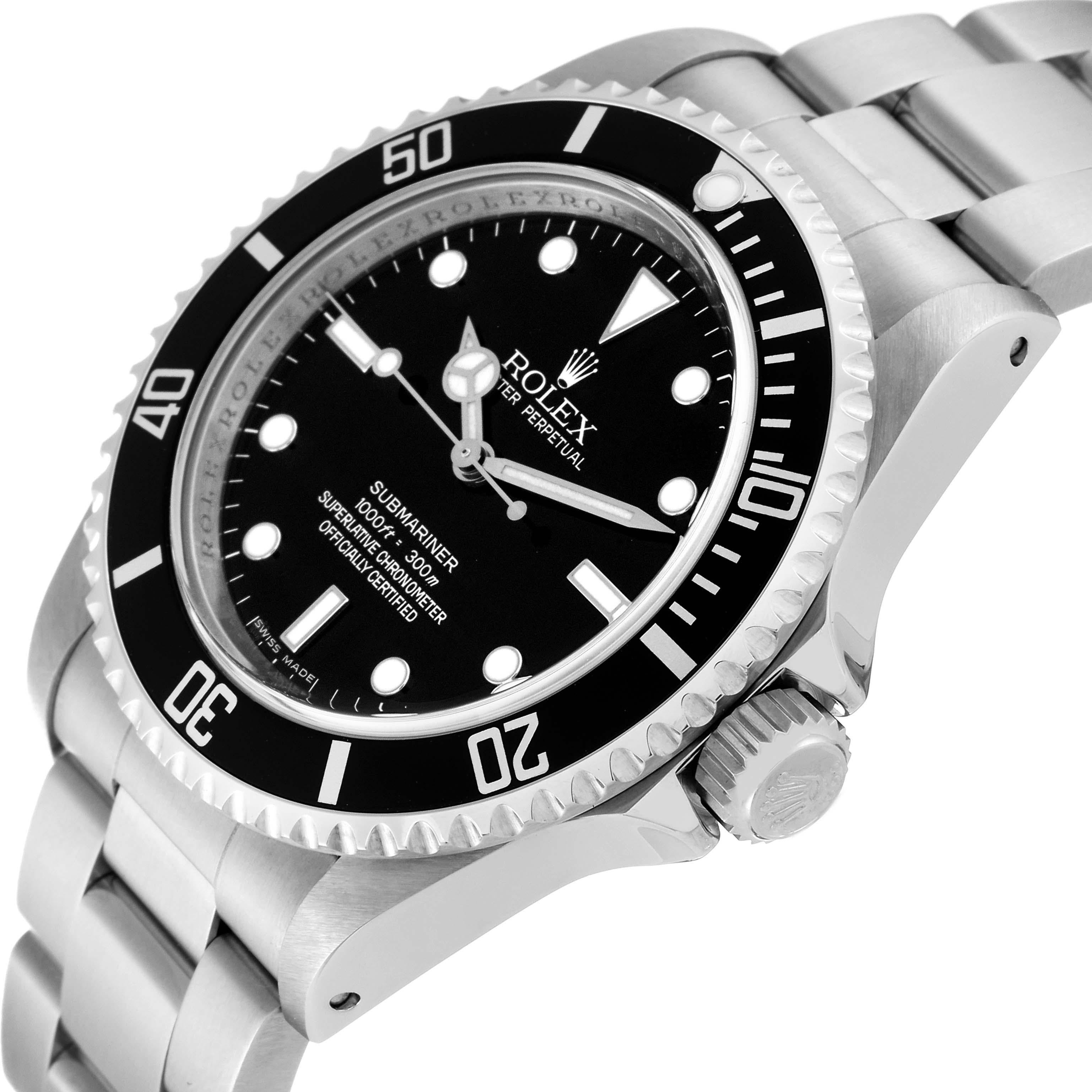 Rolex Submariner No Date 40mm 4 Liner Steel Mens Watch 14060 In Excellent Condition For Sale In Atlanta, GA