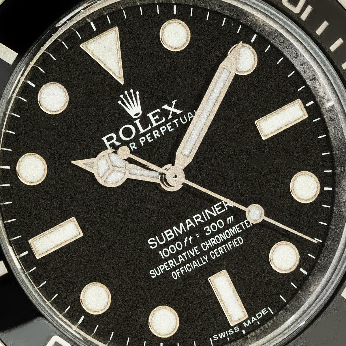 Rolex Submariner Non-Date 114060 In Excellent Condition For Sale In London, GB