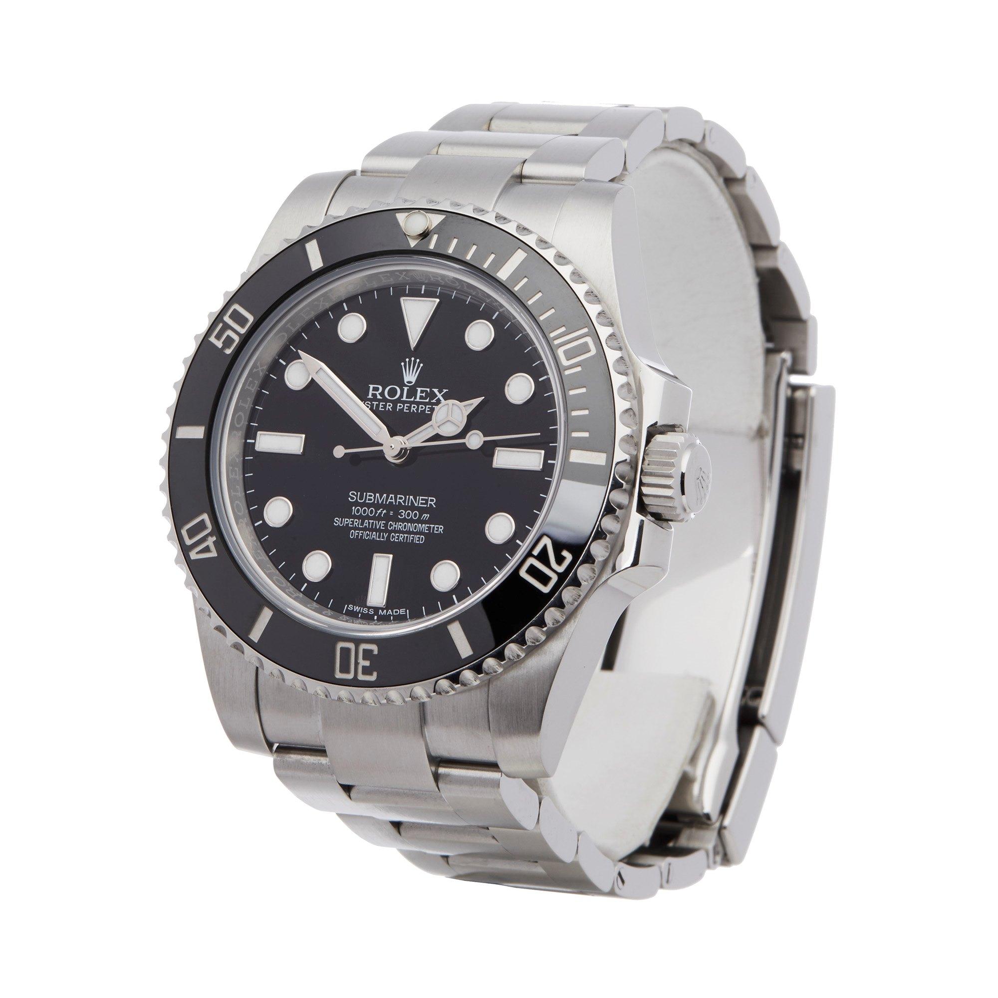 Xupes Reference: W007742
Manufacturer: Rolex
Model: Submariner
Model Variant: No Date
Model Number: 114060
Age: 16-07-2016
Gender: Men
Complete With: Rolex Box, Manual, Booklet, Swing Tags, Bezel Guard & Guarantee
Dial: Black Other
Glass: Sapphire