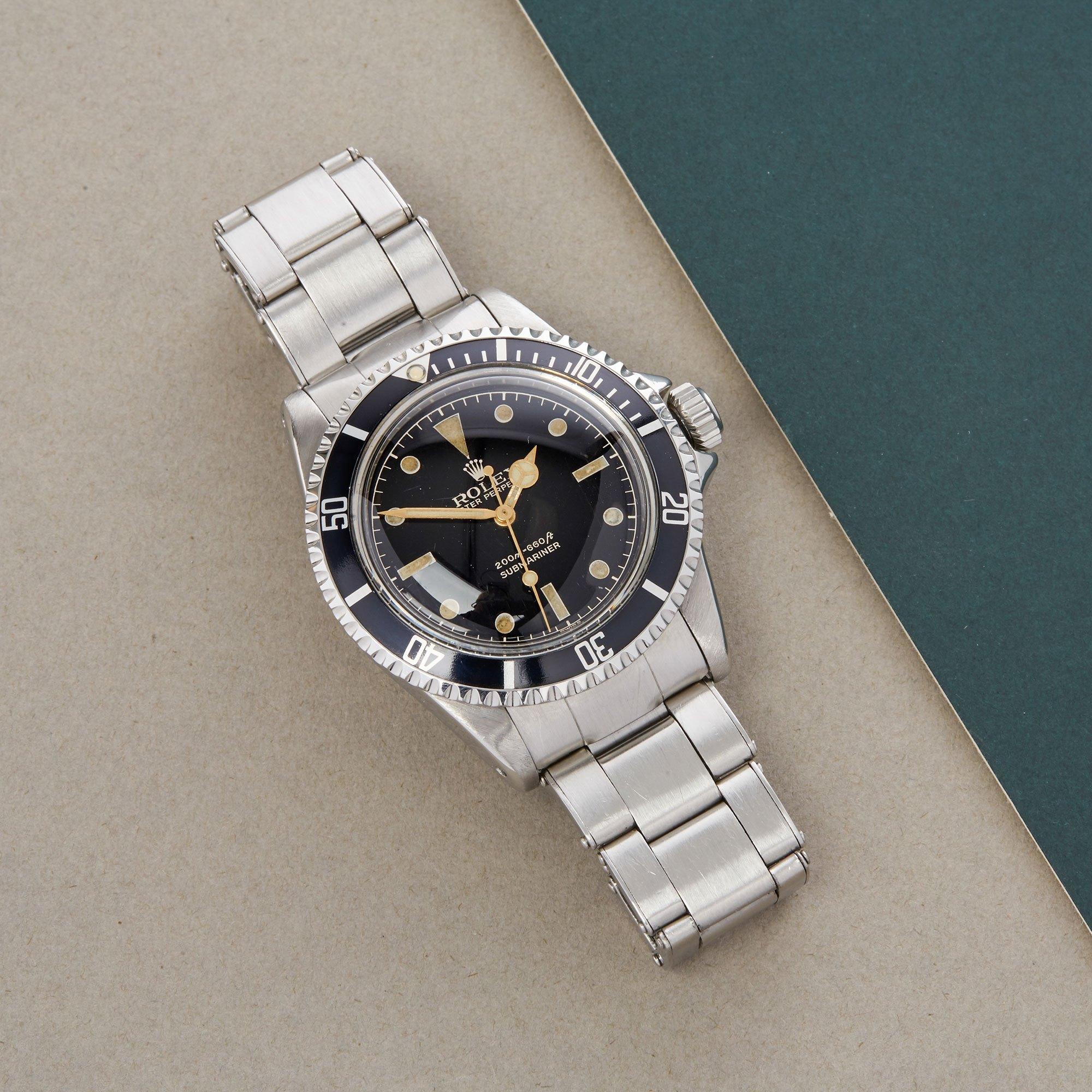 Xupes Reference: COM002772
Manufacturer: Rolex
Model: Submariner
Model Variant: Non Date
Model Number: 5512
Age: 28-04-1962
Gender: Men
Complete With: Rolex Box, Manuals, Chronometer Test Slip and Open Guarantee
Dial: Black Gloss Gilt Meters