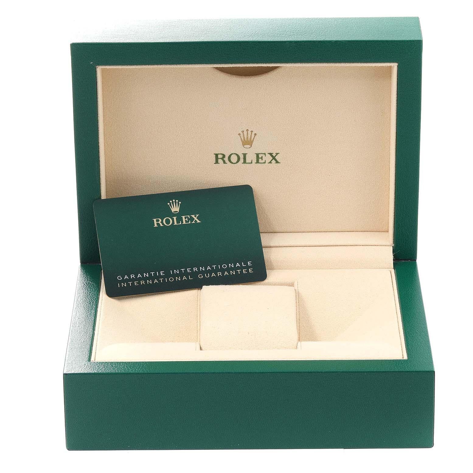 Rolex Montre Submariner non-Date en acier avec lunette en céramique pour hommes 124060 Boîte Card 6