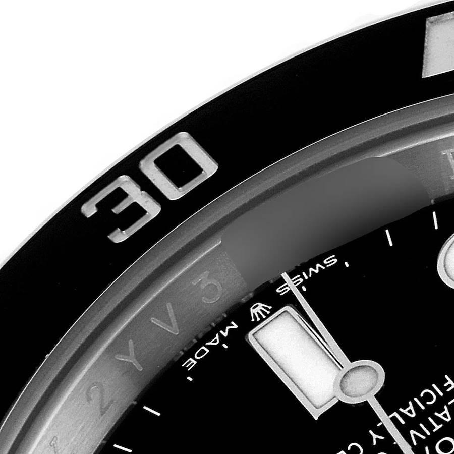 Rolex Montre Submariner non-Date en acier avec lunette en céramique pour hommes 124060 Boîte Card en vente 2