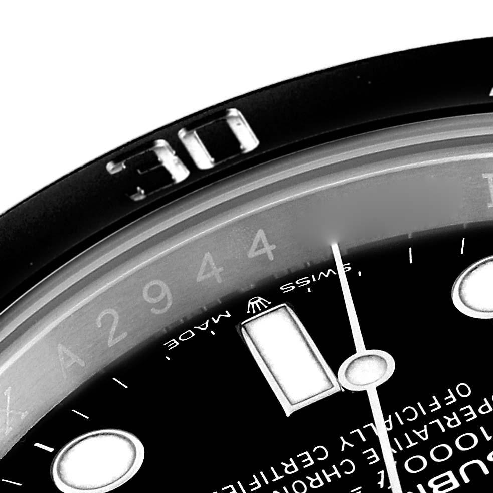 Rolex Montre Submariner non-Date en acier avec lunette en céramique pour hommes 124060 Boîte Card en vente 1