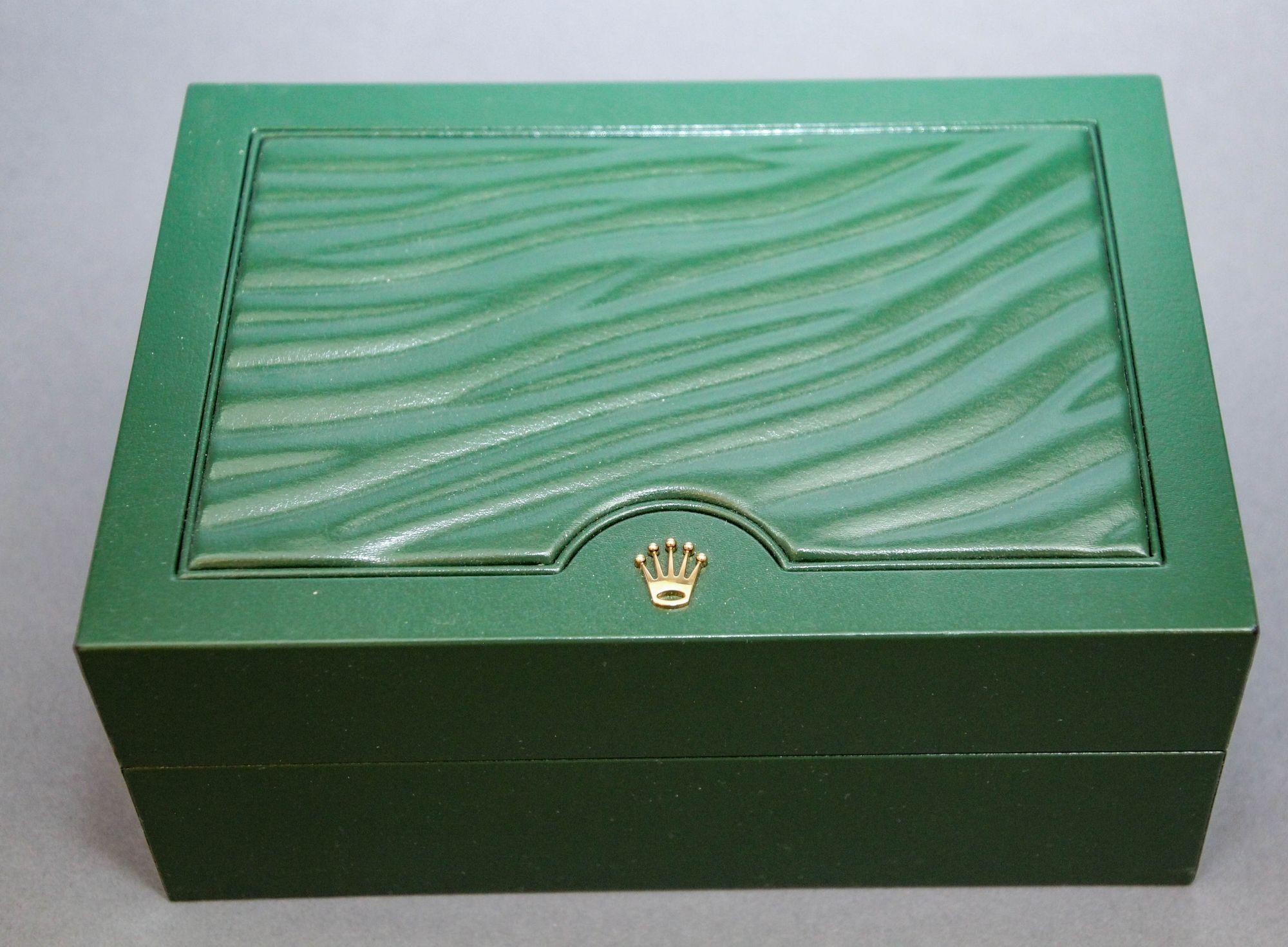 Rolex Submariner Austerngrüne Wave Uhrenschachtel (Viktorianisch) im Angebot