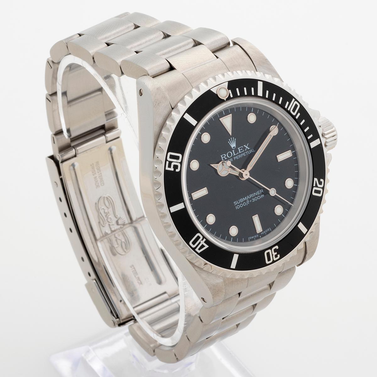 Rolex Submariner Ref 14060M alias 'Submariner No Date':: Komplettset:: herausragend im Zustand „Hervorragend“ in Canterbury, England